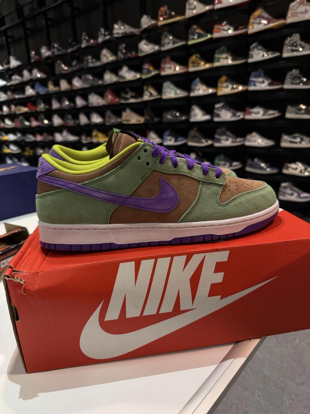 Nike Nike Dunk Low Veneer 2020/2024 Size 12 Brand New Authentic Size US 12 / EU 45 - 2 Thumbnail