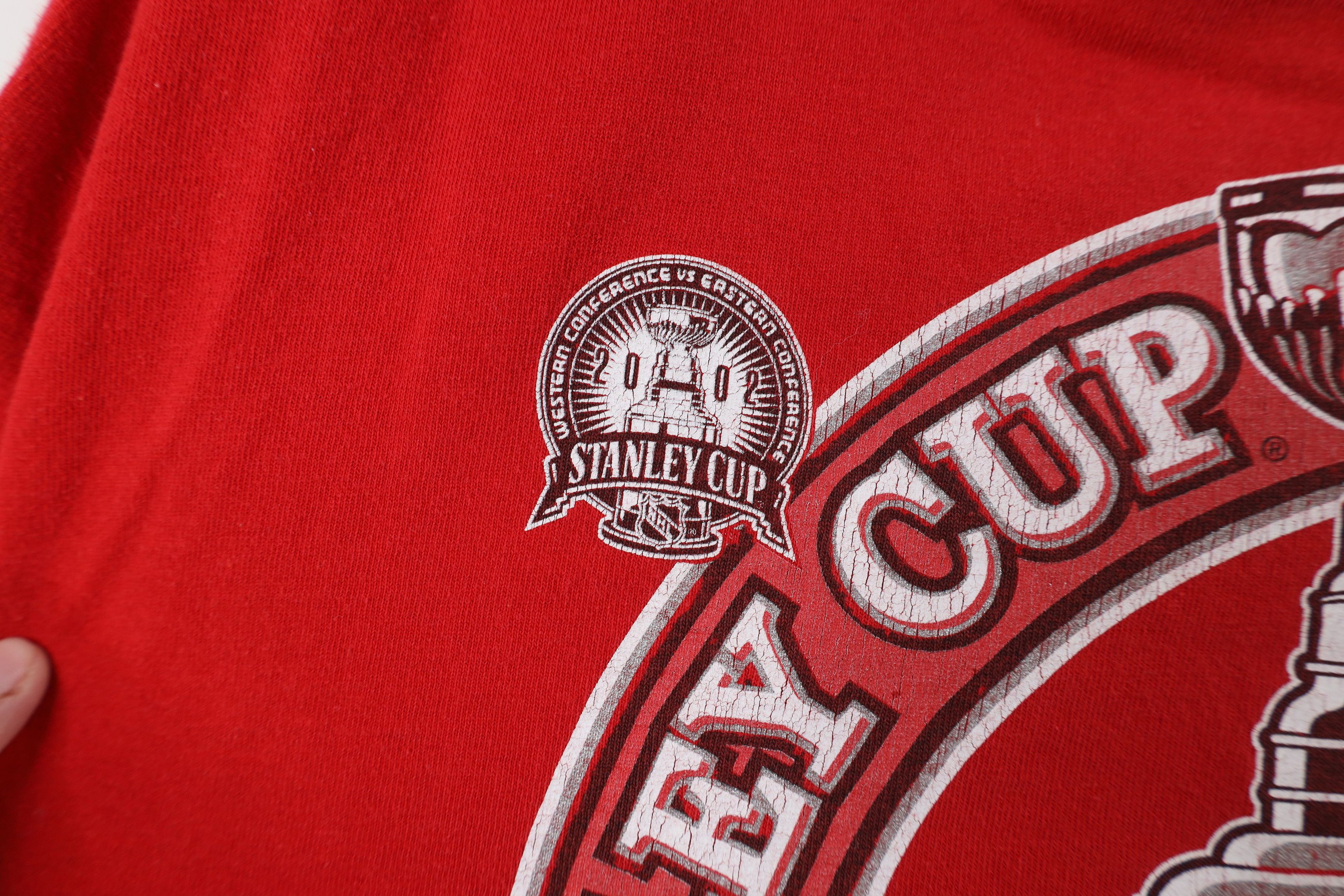 Vintage Vintage Y2K Cup Champs Detroit Red Wings Hockey T-Shirt Size US XL / EU 56 / 4 - 5 Thumbnail