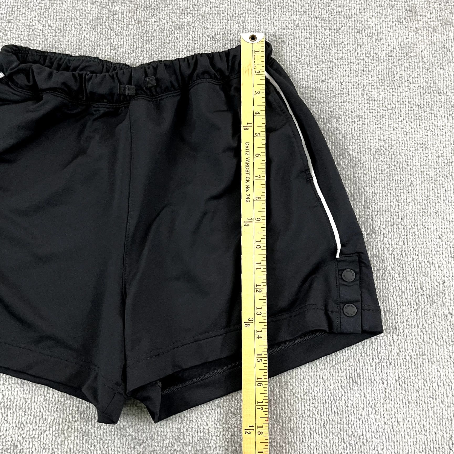Gymshark VINTAGE Gymshark Shorts Women M 3" Black Recess Side Snap Weightlifting Gym Train Size 32" / US 10 / IT 46 - 7 Thumbnail