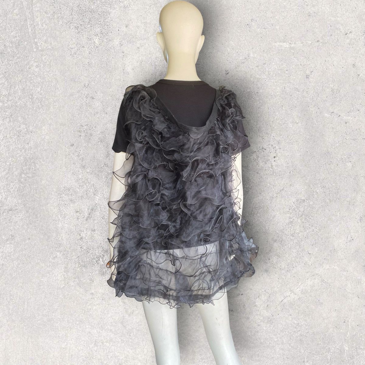 Comme des Garcons SS19 Back Ruffle Appliqué Layer T Shirt Size S / US 4 / IT 40 - 3 Thumbnail