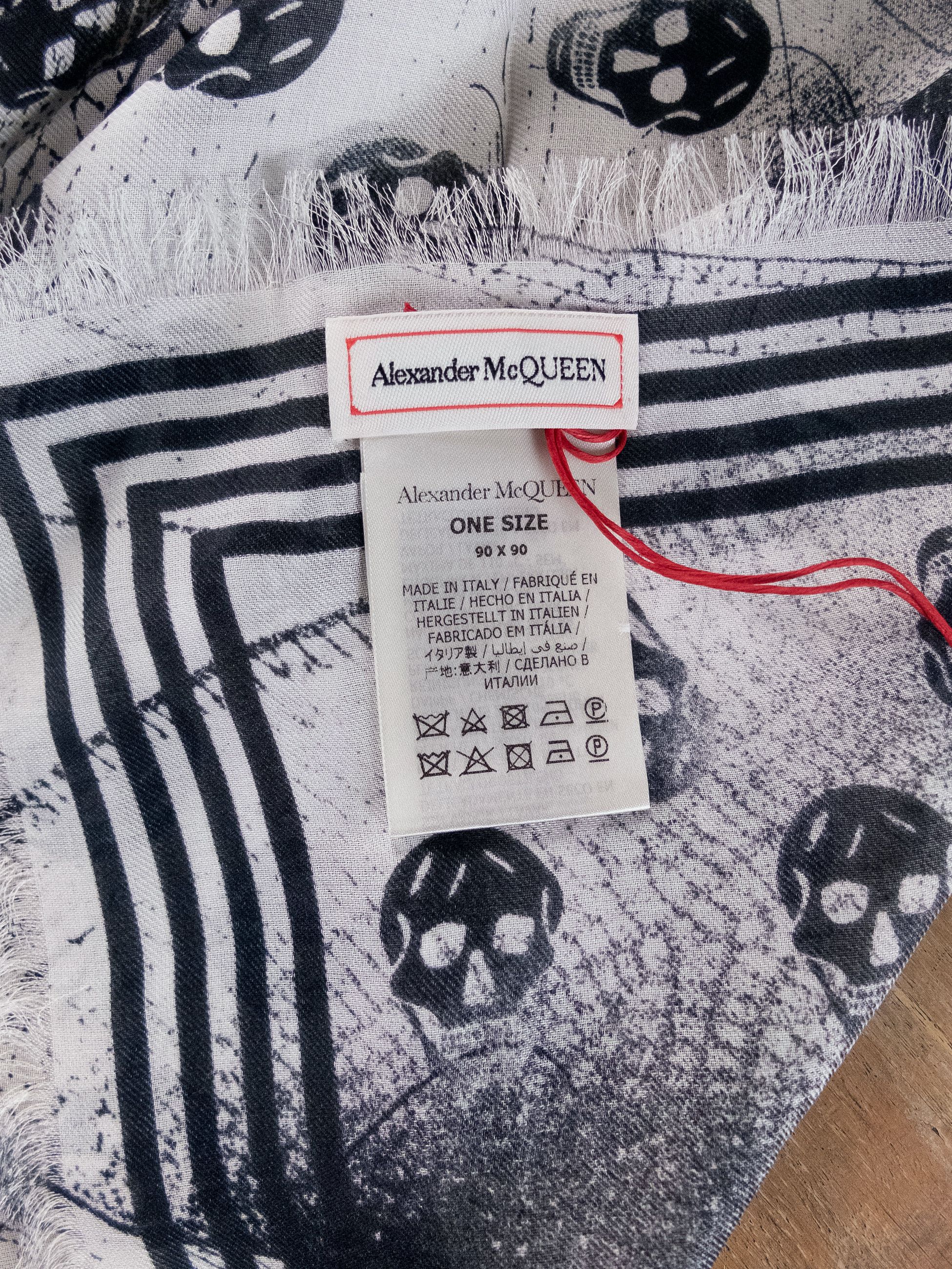 Alexander McQueen ALEXANDER MCQUEEN Dragonfly Biker white & black modal scarf Size ONE SIZE - 6 Thumbnail