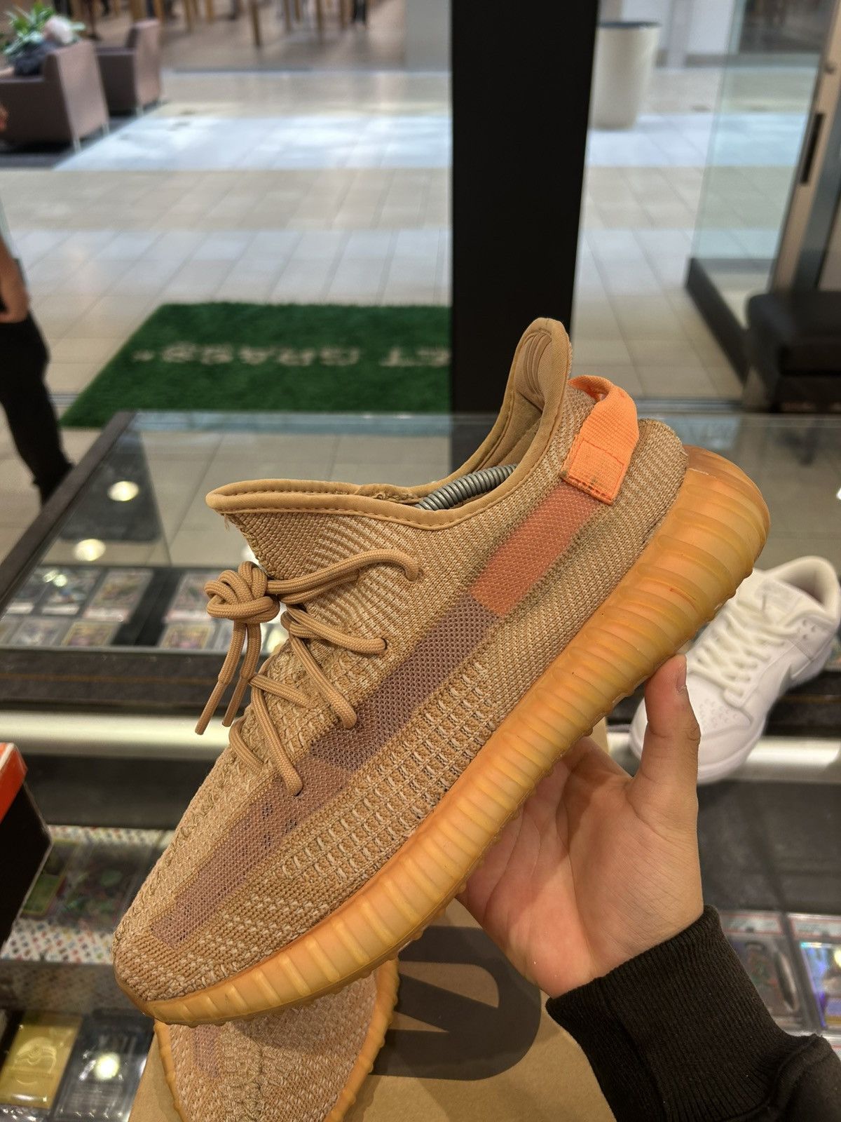 Yeezy Adidas yeezy 350 boost clay Size US 12 / EU 45 - 2 Thumbnail