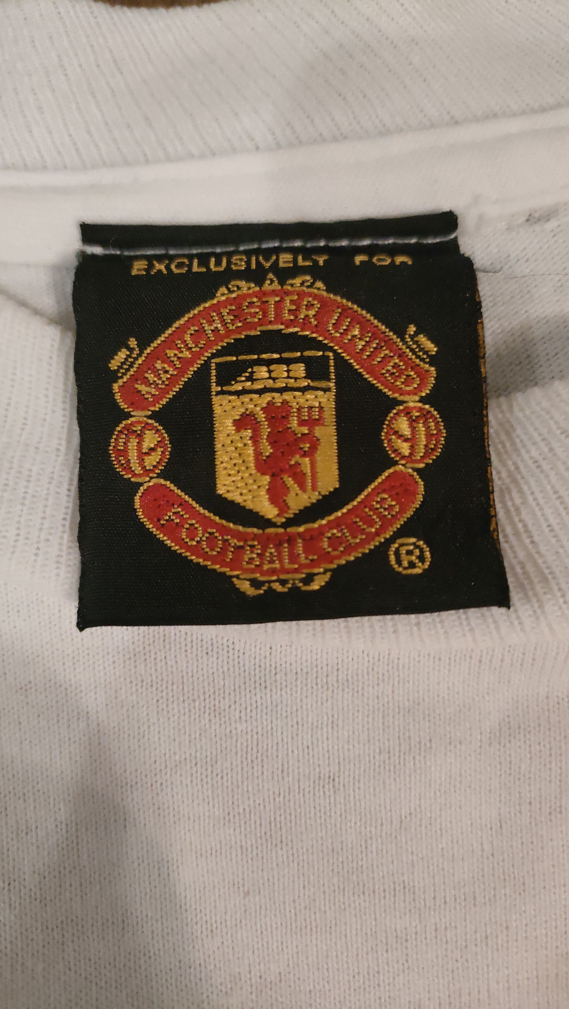 Vintage VINTAGE Manchester United Eric Cantona Shirt Size US XL / EU 56 / 4 - 3 Thumbnail