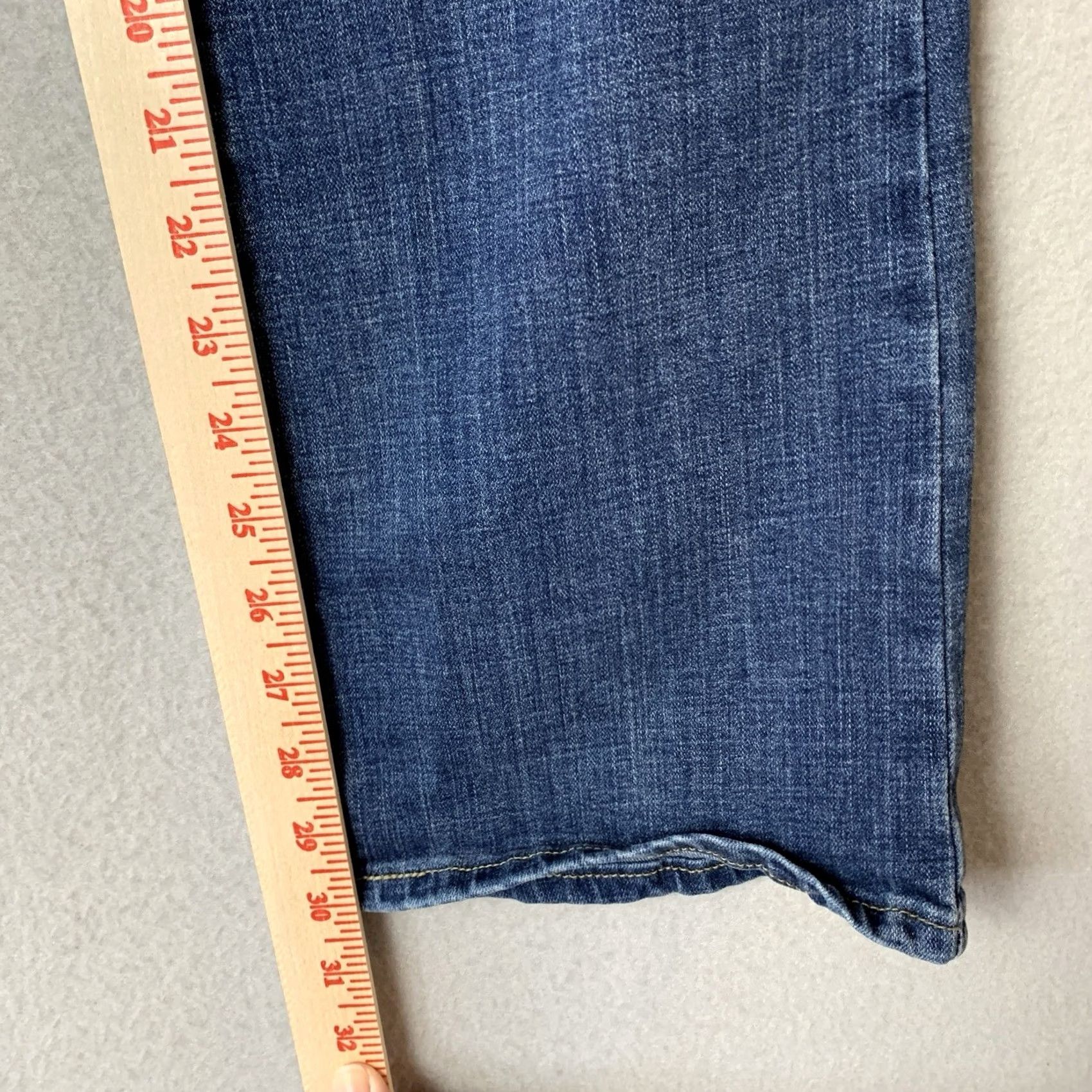 Levi's Levi's Jeans Womens 8 Blue Classic Bootcut Cowgirl Western Casual Denim Button Zip 5-Pocket Regular Size 30" / US 8 / IT 44 - 5 Thumbnail