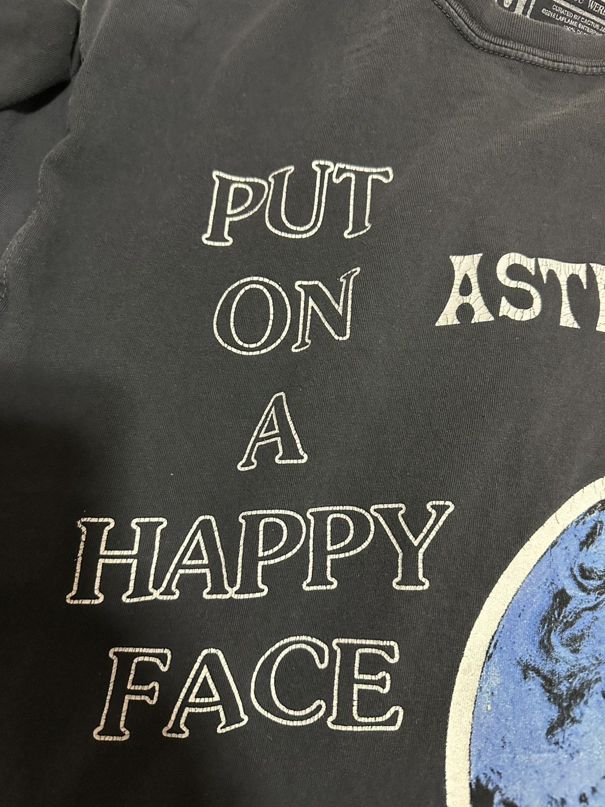 Travis Scott Travis Scott Astroworld Put On A Happy Face Tee Size US M / EU 48-50 / 2 - 4 Thumbnail