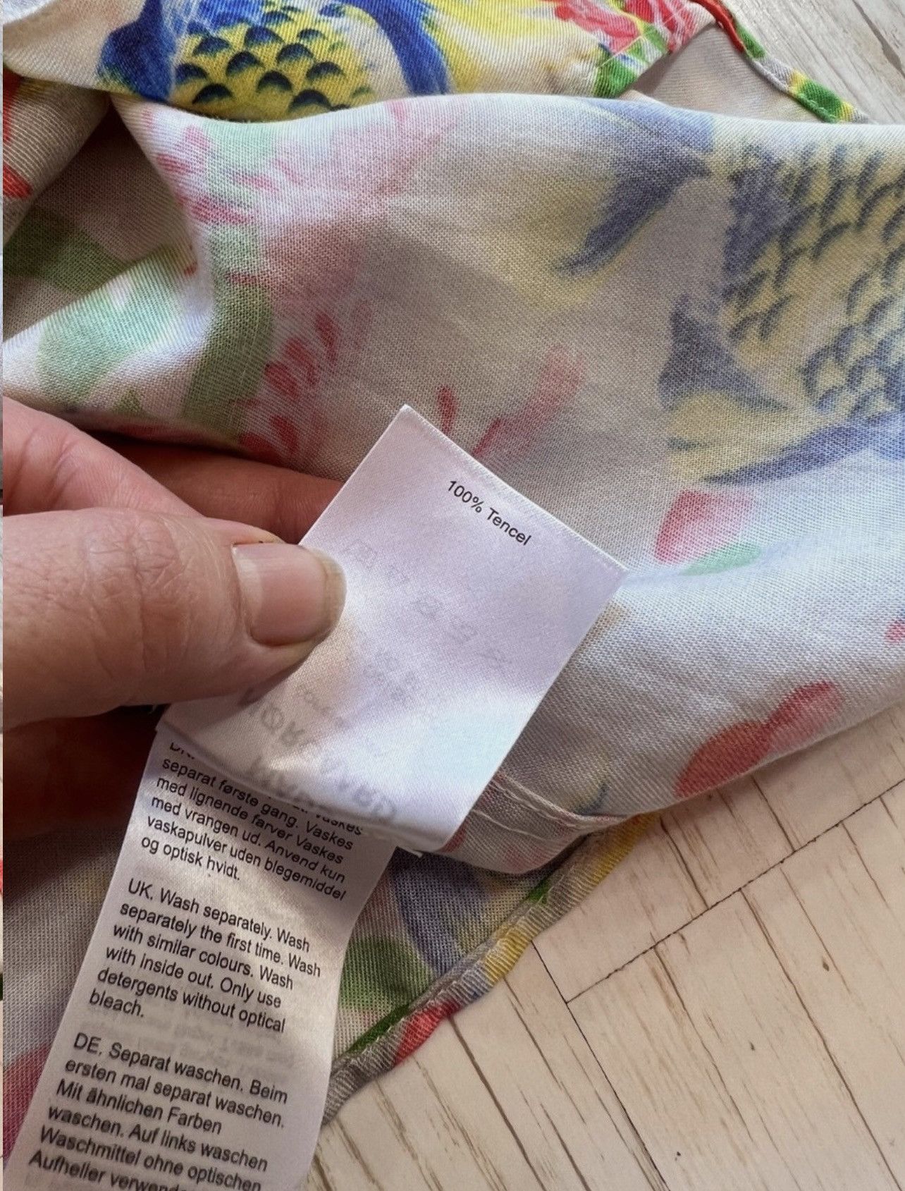 Mads Norgaard Mads Nørgaard Copenhagen Goldfish Print Shirt Size M tencel Size US M / EU 48-50 / 2 - 8 Thumbnail