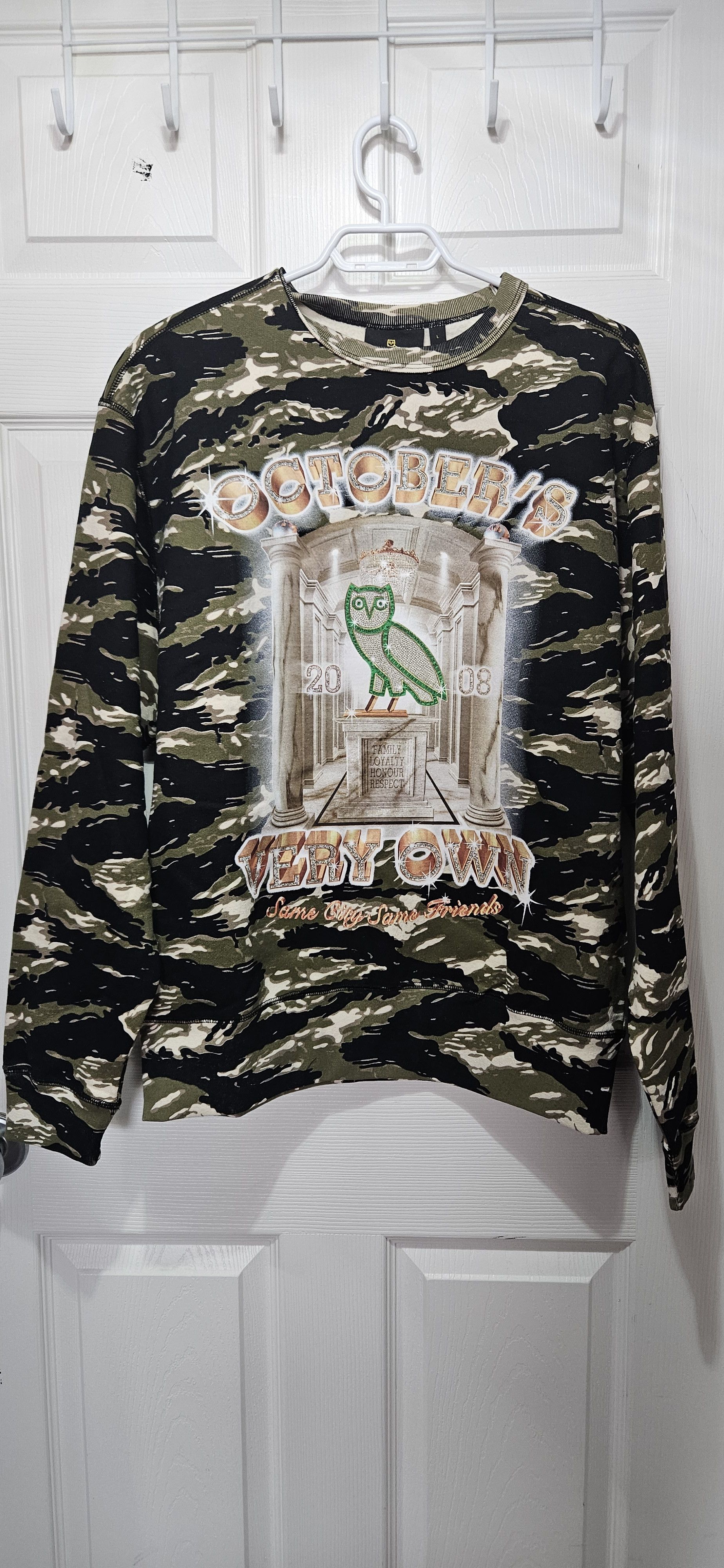 October's Very Own NWT OVO x Pen & Pixel Crewneck Size US L / EU 52-54 / 3 - 1 Thumbnail