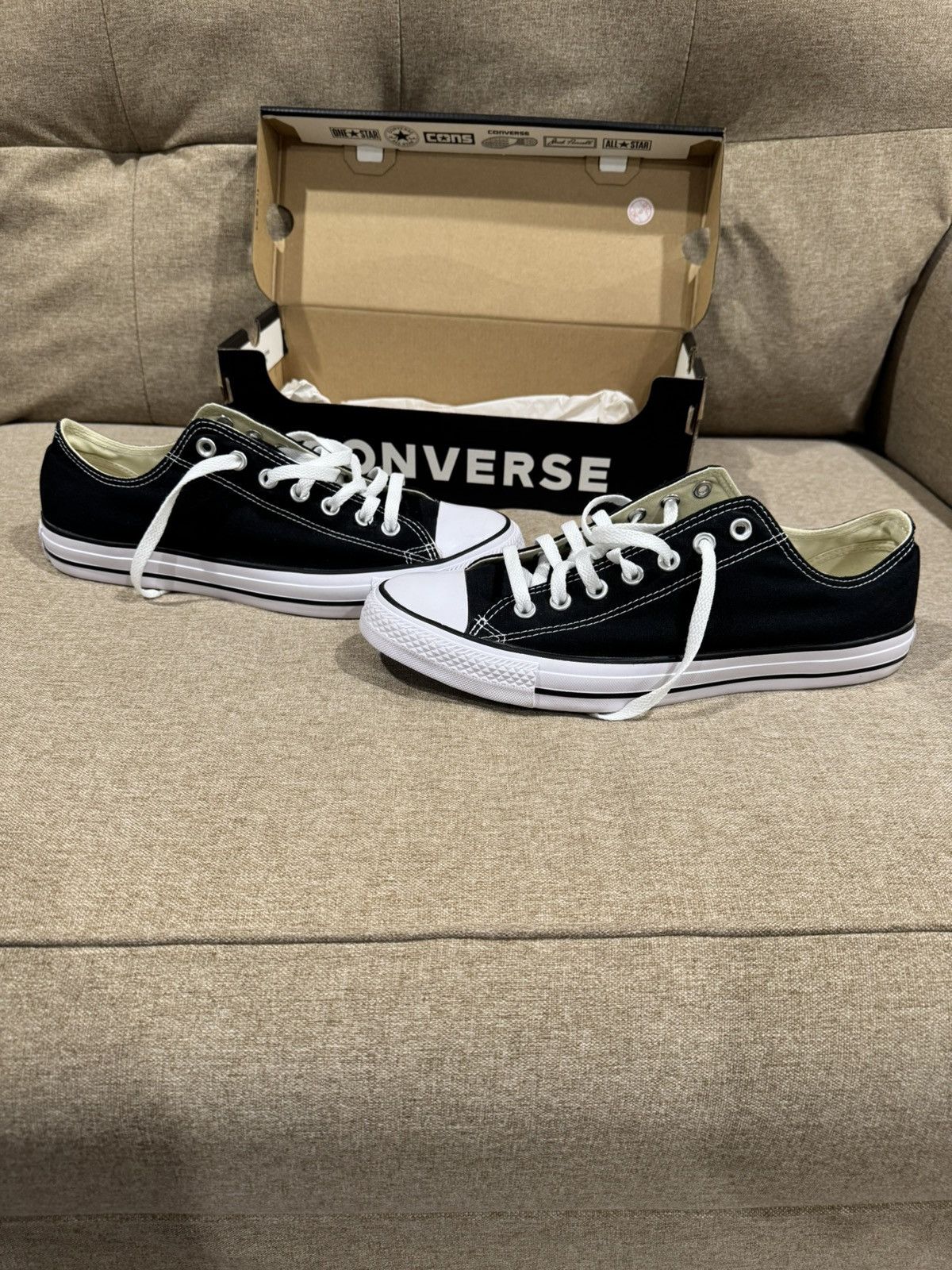 Converse All Star Low men’s size 10