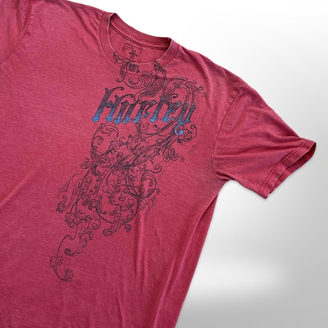 Hurley Vintage Hurley Y2K Red Slim Fit Graphic T-Shirt Size US XL / EU 56 / 4 - 2 Thumbnail