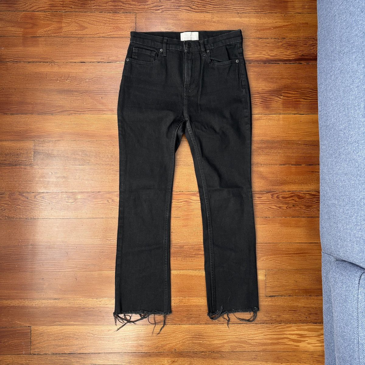 Everlane Everlane Kick Crop raw hem high rise black jeans SIZE 27 Size 27" / US 4 / IT 40 - 1 Thumbnail