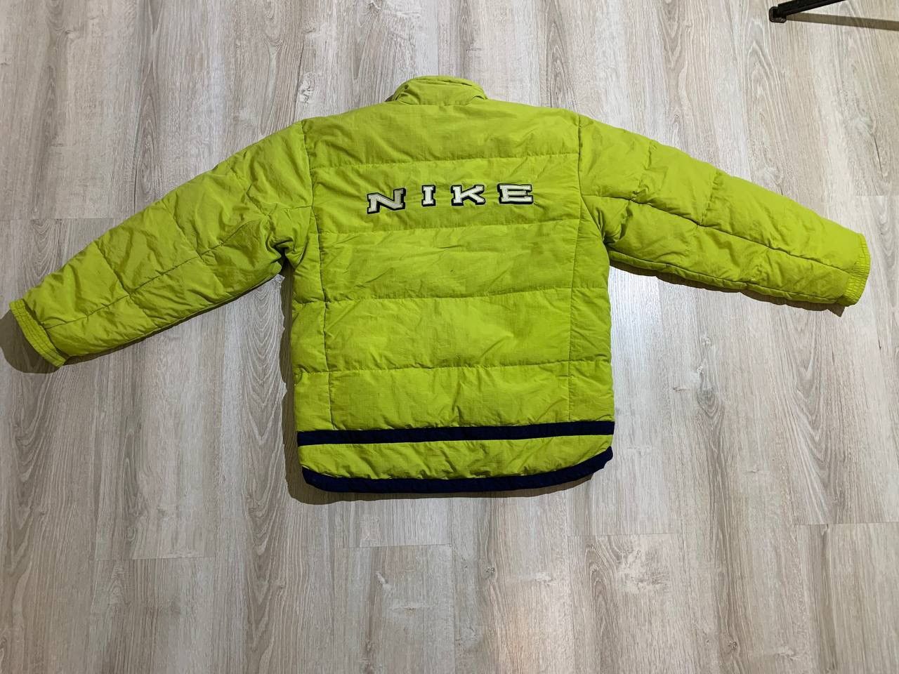 Vintage Mens vintage reversible puffer jacket Nike Size S Size US S / EU 44-46 / 1 - 5 Thumbnail