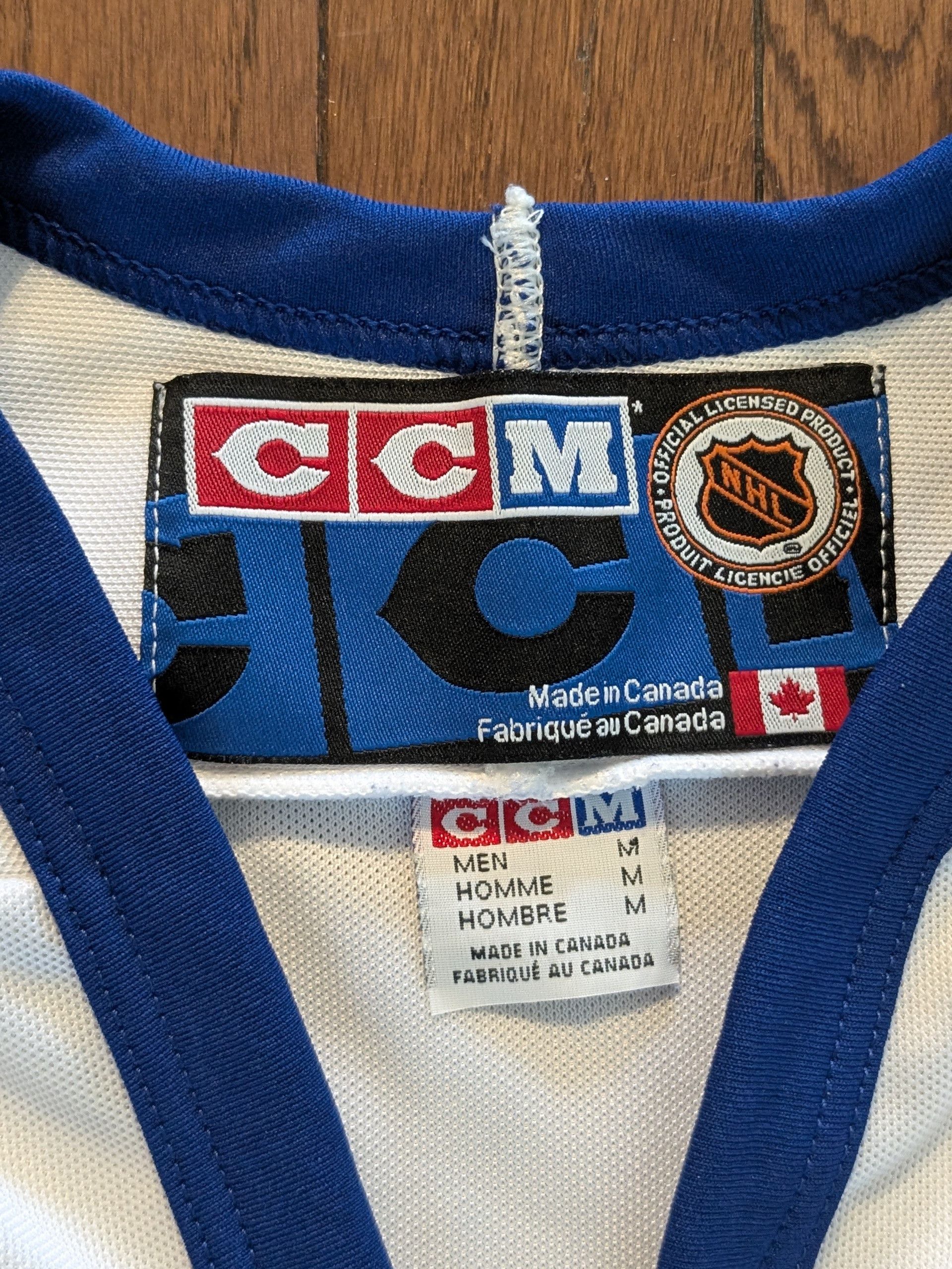 Ccm Vintage Toronto Maple Leafs Away CCM Jersey - Size M Size US M / EU 48-50 / 2 - 2 Thumbnail