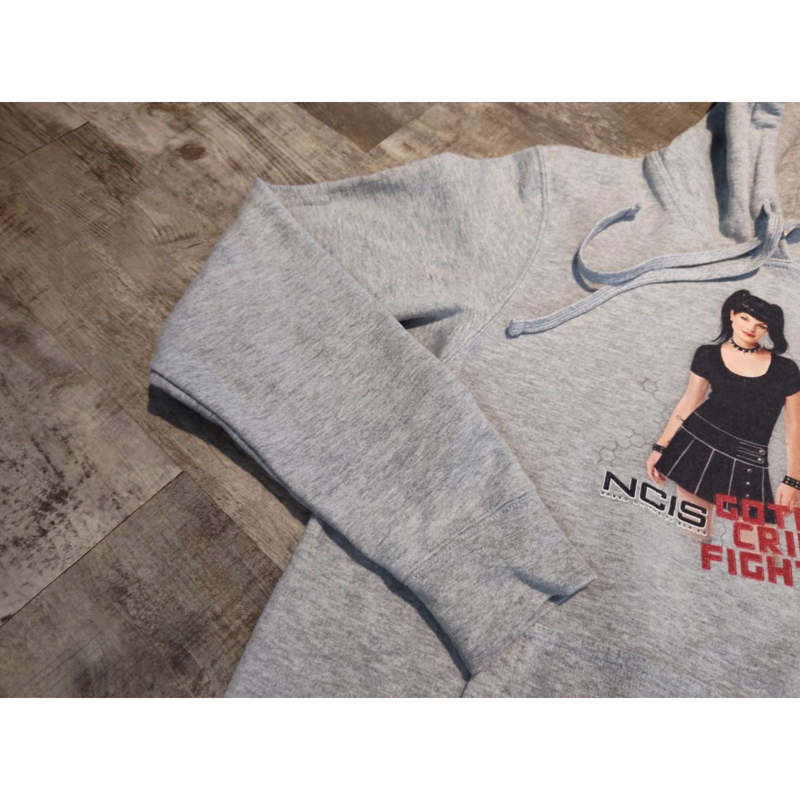 Vintage NCIS Abby Pullover Goth Crime Fighter Gray Size Small Fleece Drawstrings Hopdie Size US S / EU 44-46 / 1 - 4 Thumbnail