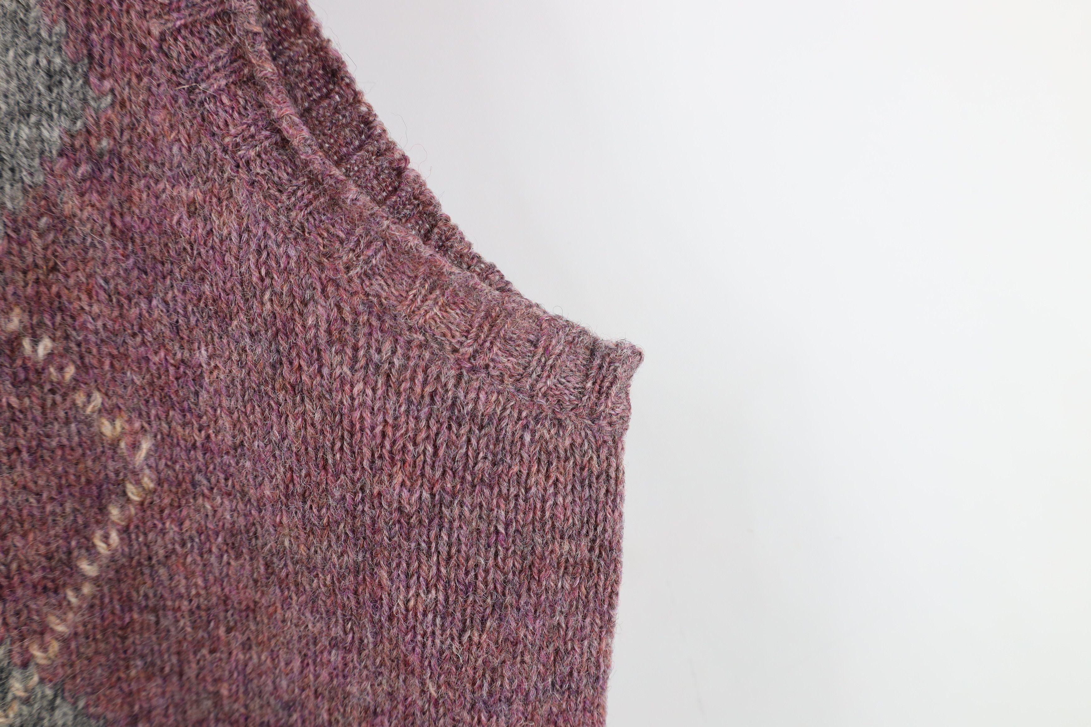 Vintage Vintage 70s Streetwear Wool Knit Diamond Argyle Sweater Vest Size US XL / EU 56 / 4 - 4 Thumbnail