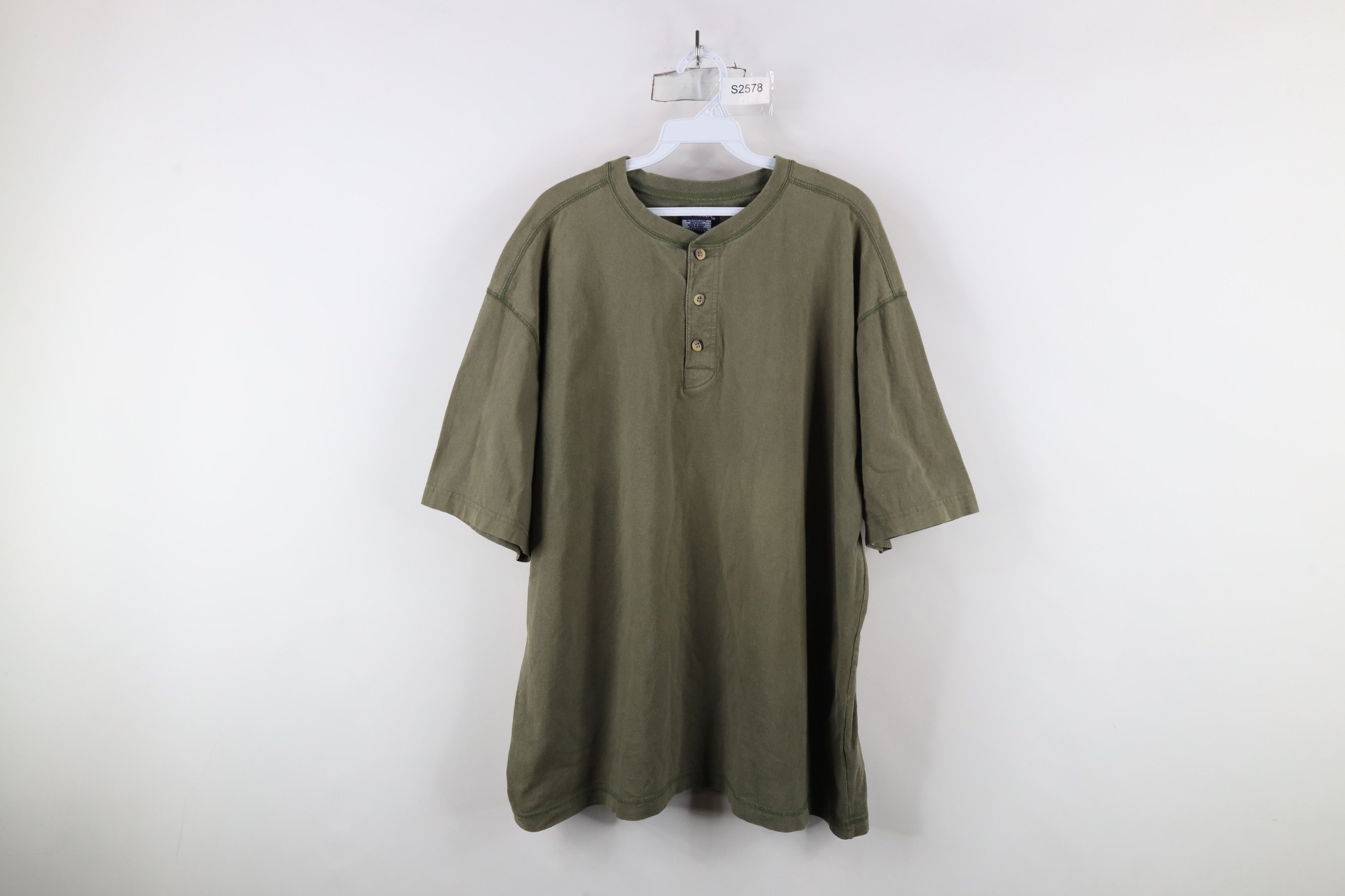 Vintage Vintage 90s Streetwear Short Sleeve Henley T-Shirt Green Size US XL / EU 56 / 4 - 1 Thumbnail