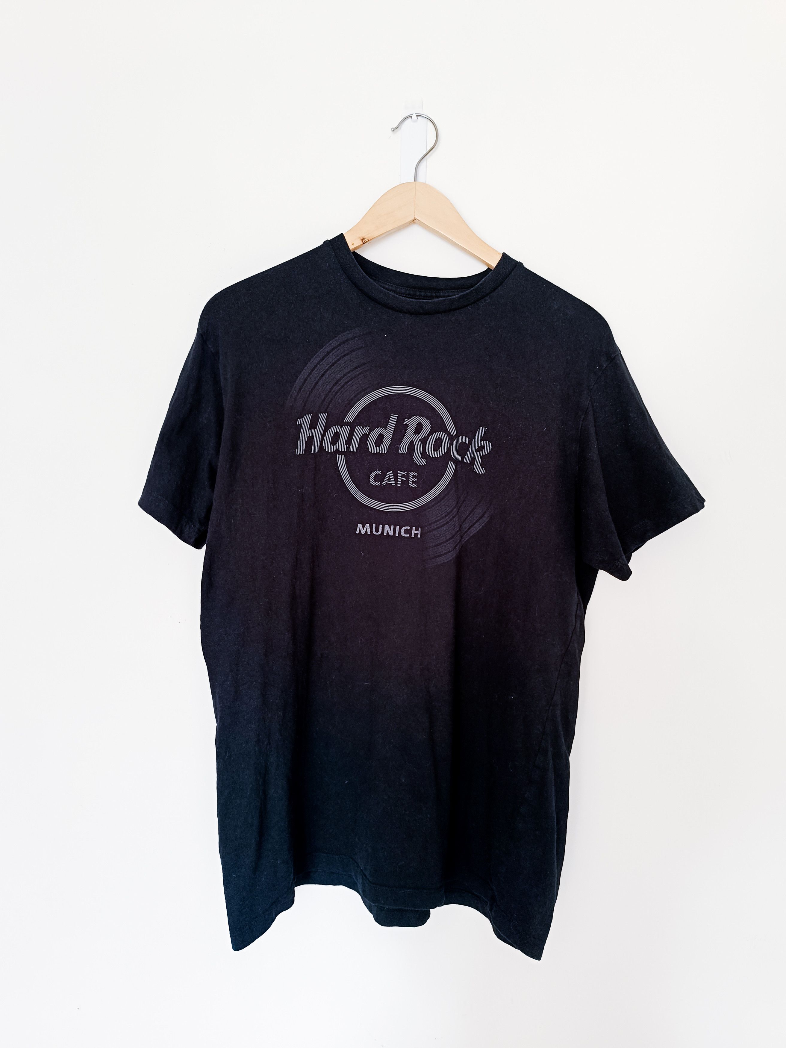 Hard Rock Cafe Hard Rock Cafe Munich T-shirt Size US M / EU 48-50 / 2 - 1 Thumbnail