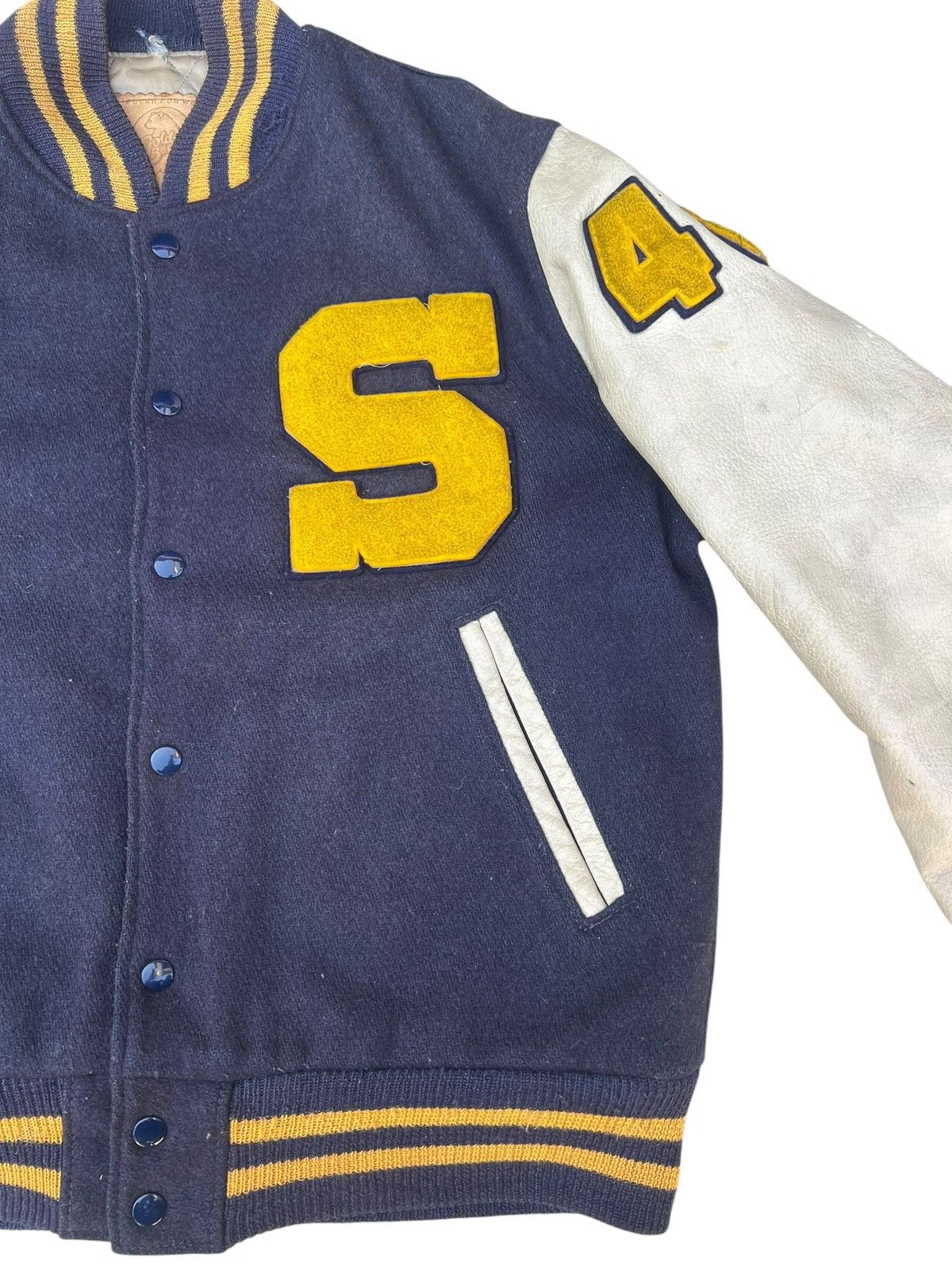Golden Bear 70s Golden Bear Distressed Bomber Varsity Jacket Size US L / EU 52-54 / 3 - 9 Thumbnail