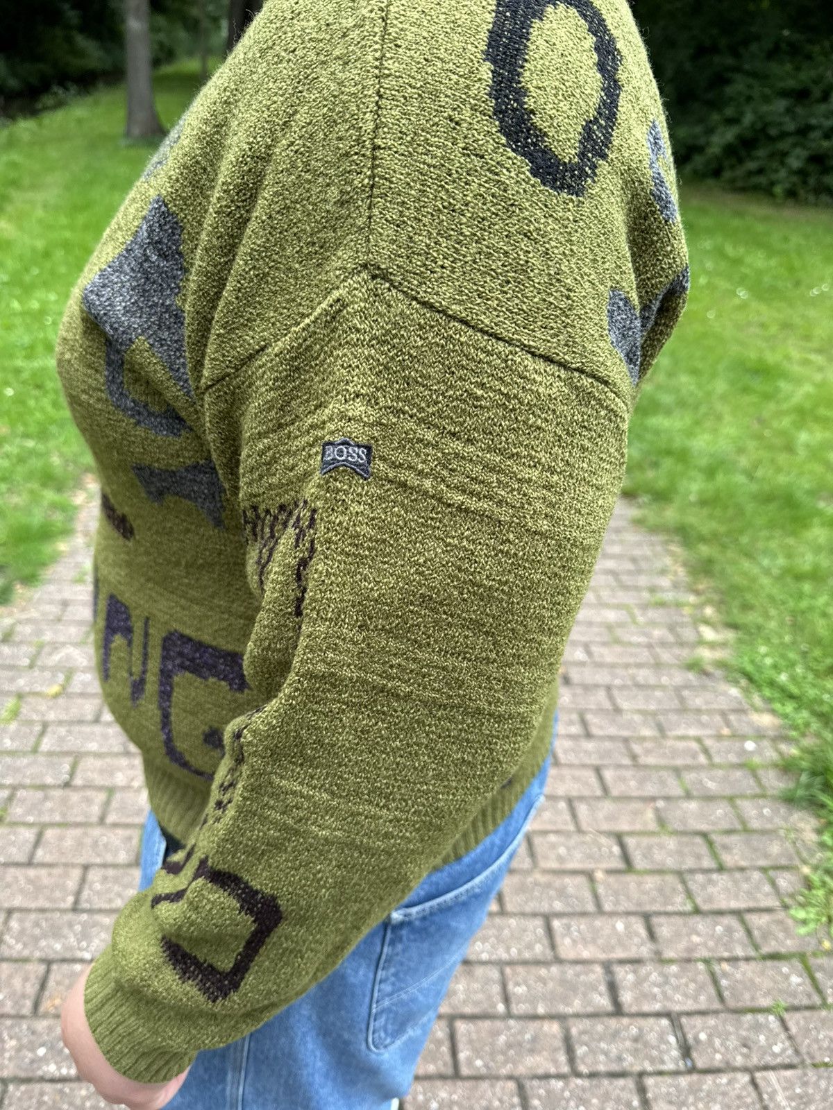Hugo Boss Hugo Boss Green Knit Sweater “Young” Graphic – Olive Green Size US L / EU 52-54 / 3 - 7 Thumbnail