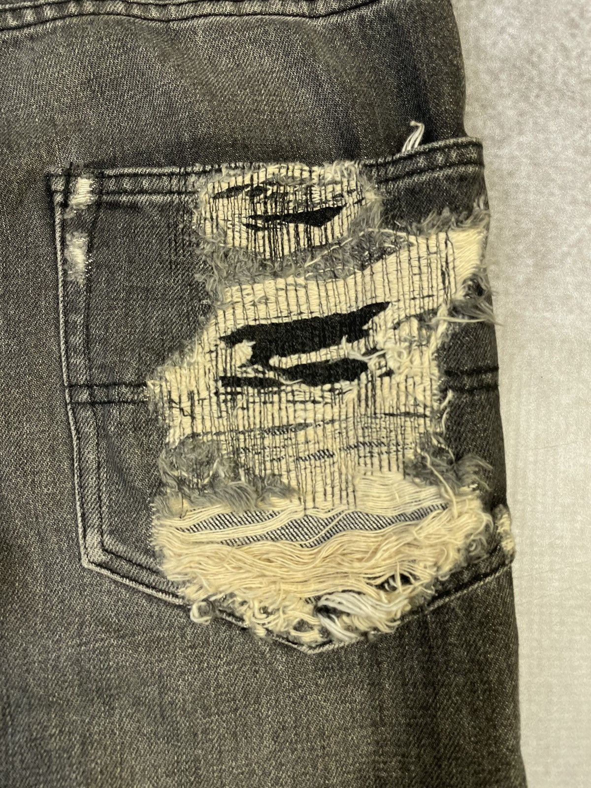 Undercover Undercover AW05 Skull Boro Denim Size US 31 - 11 Thumbnail