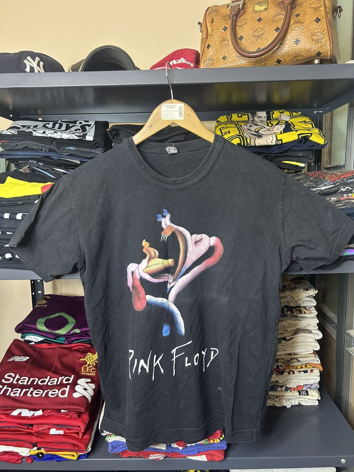 Band Tees Vintage Pink Floyd The Wall Screaming Face Tee Size US M / EU 48-50 / 2 - 1 Thumbnail