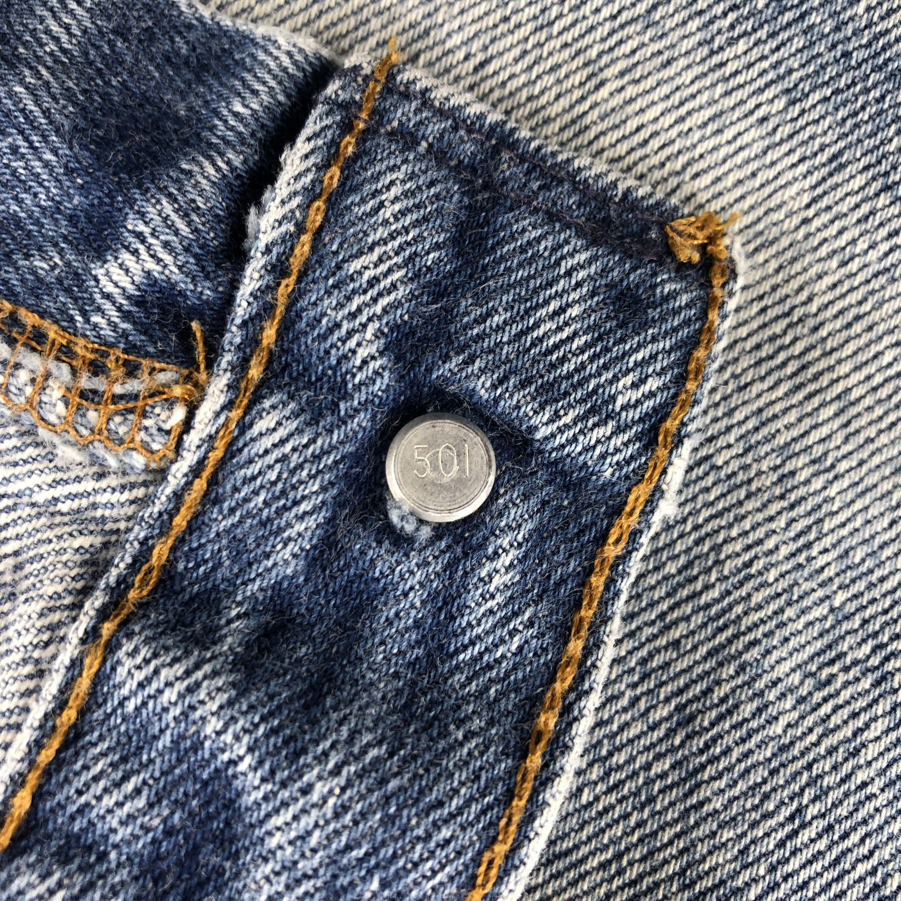 Levi's Vintage 90s Levis 501 Jeans-JM2704 Size US 35 - 16 Thumbnail