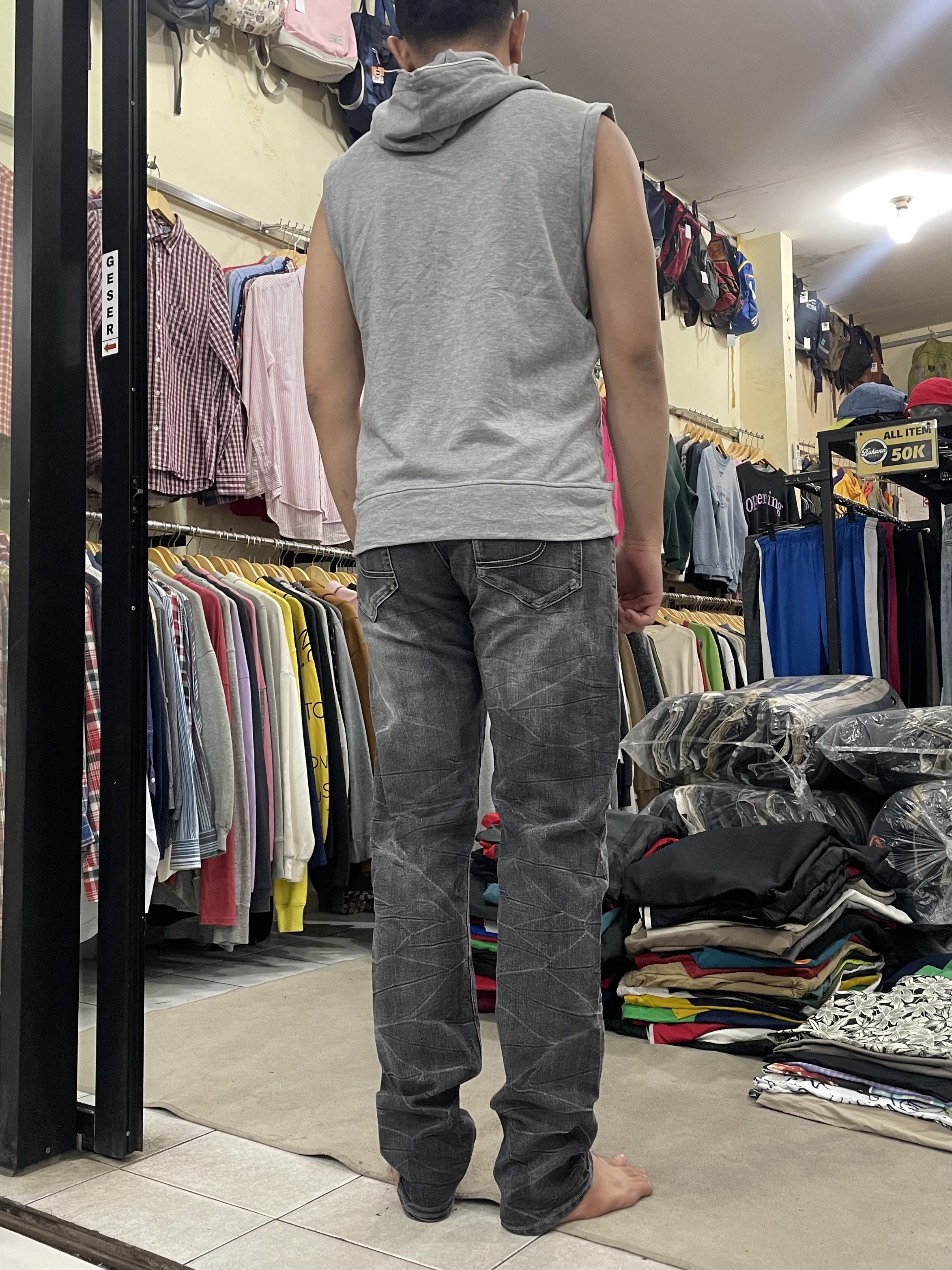 Japanese Brand Semantic Design Sleeveless Zip-Up Hoodie Vest Multi-Zipper Size US L / EU 52-54 / 3 - 8 Thumbnail