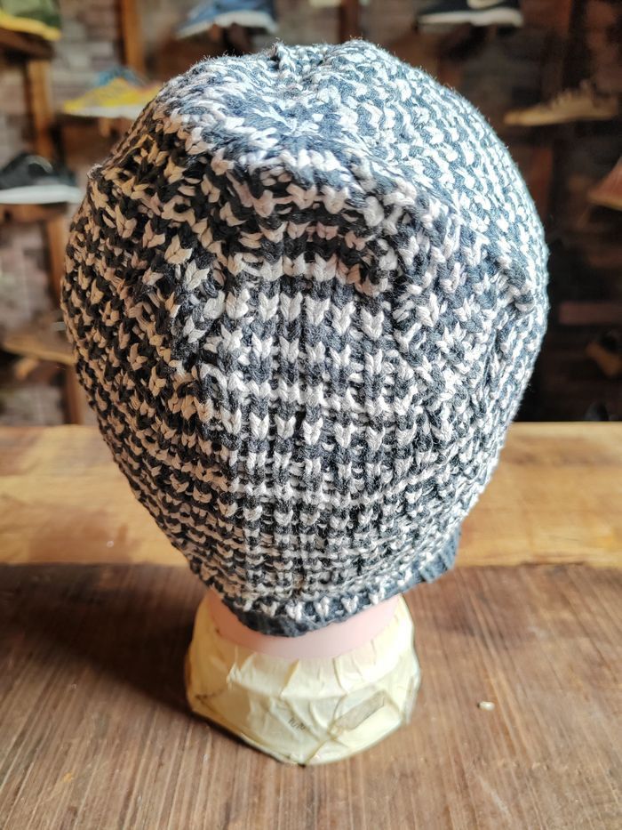 Abercrombie & Fitch Vintage Abercrombie & Fitch Beanie Snowcap Size ONE SIZE - 4 Thumbnail