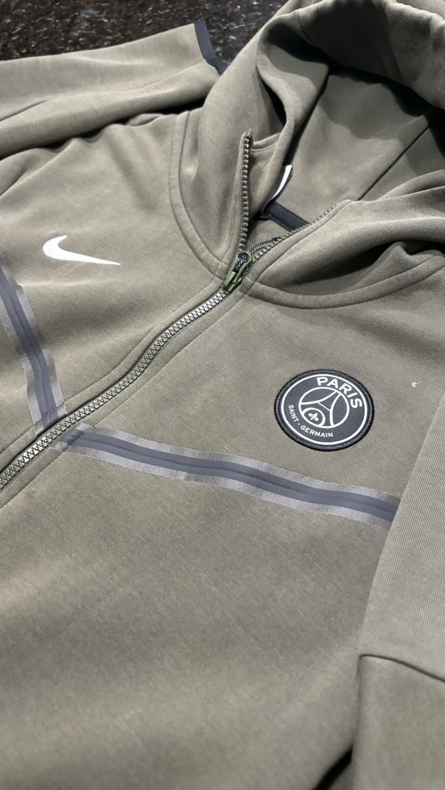 Nike Nike PSG tech fleece Size US L / EU 52-54 / 3 - 3 Thumbnail
