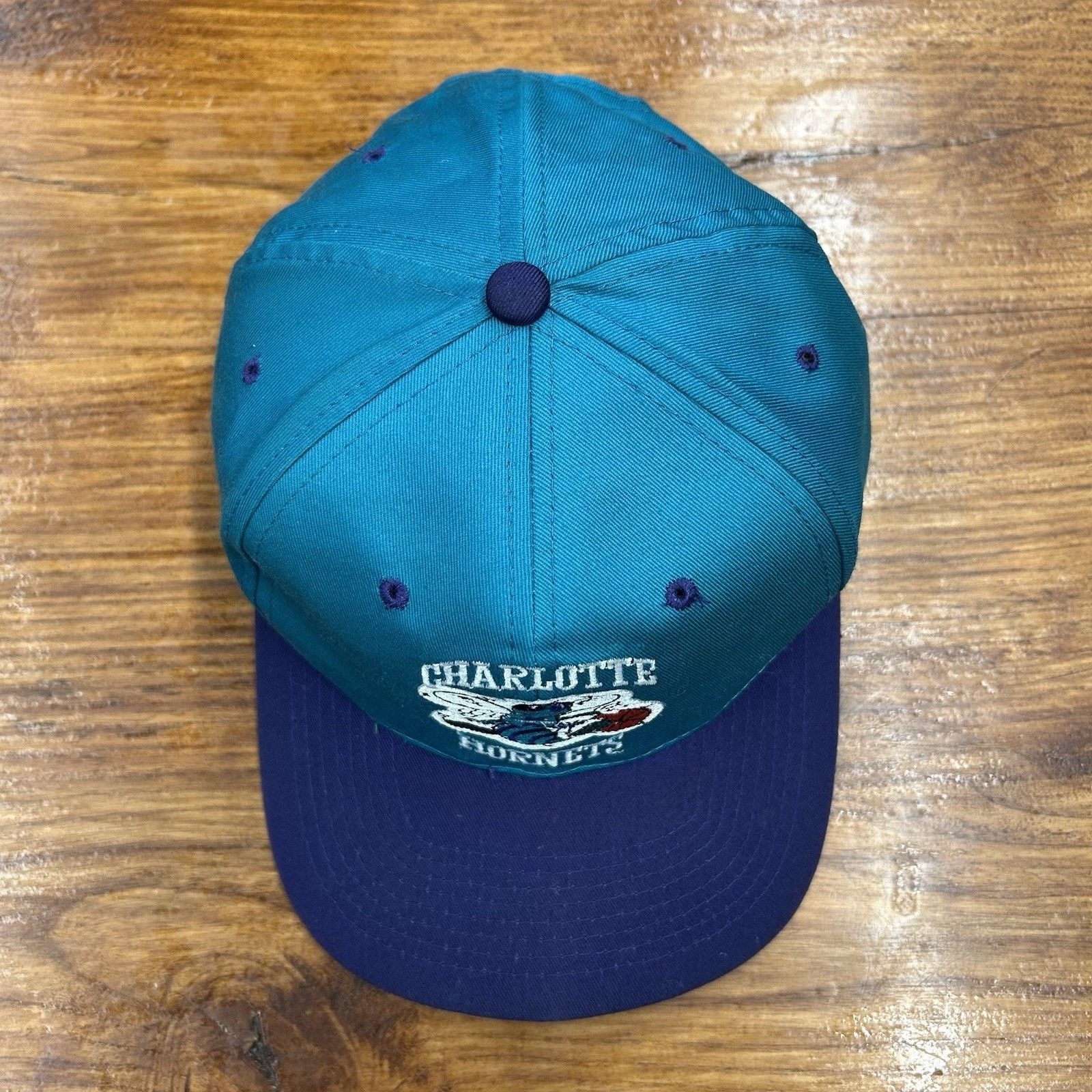 NBA Vintage 90’s Charlotte Hornets Teal And Purple Snap Back Hat Size ONE SIZE - 3 Thumbnail