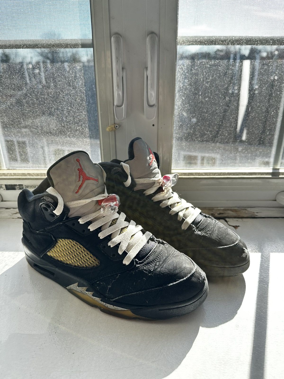 Jordan Brand Air Jordan 5 Retro OG ‘Black Metallic’ 2016 Size US 9.5 / EU 42-43 - 5 Thumbnail