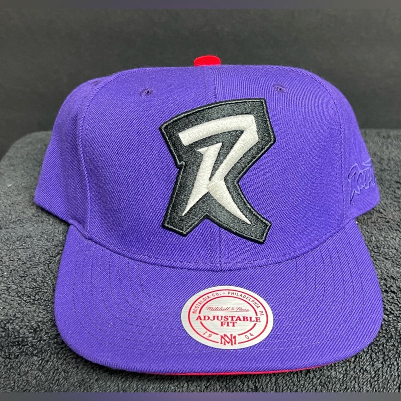 Mitchell & Ness NWT Mitchell & Ness Purple Toronto Raptors HWC Core Snapback Size ONE SIZE - 2 Thumbnail