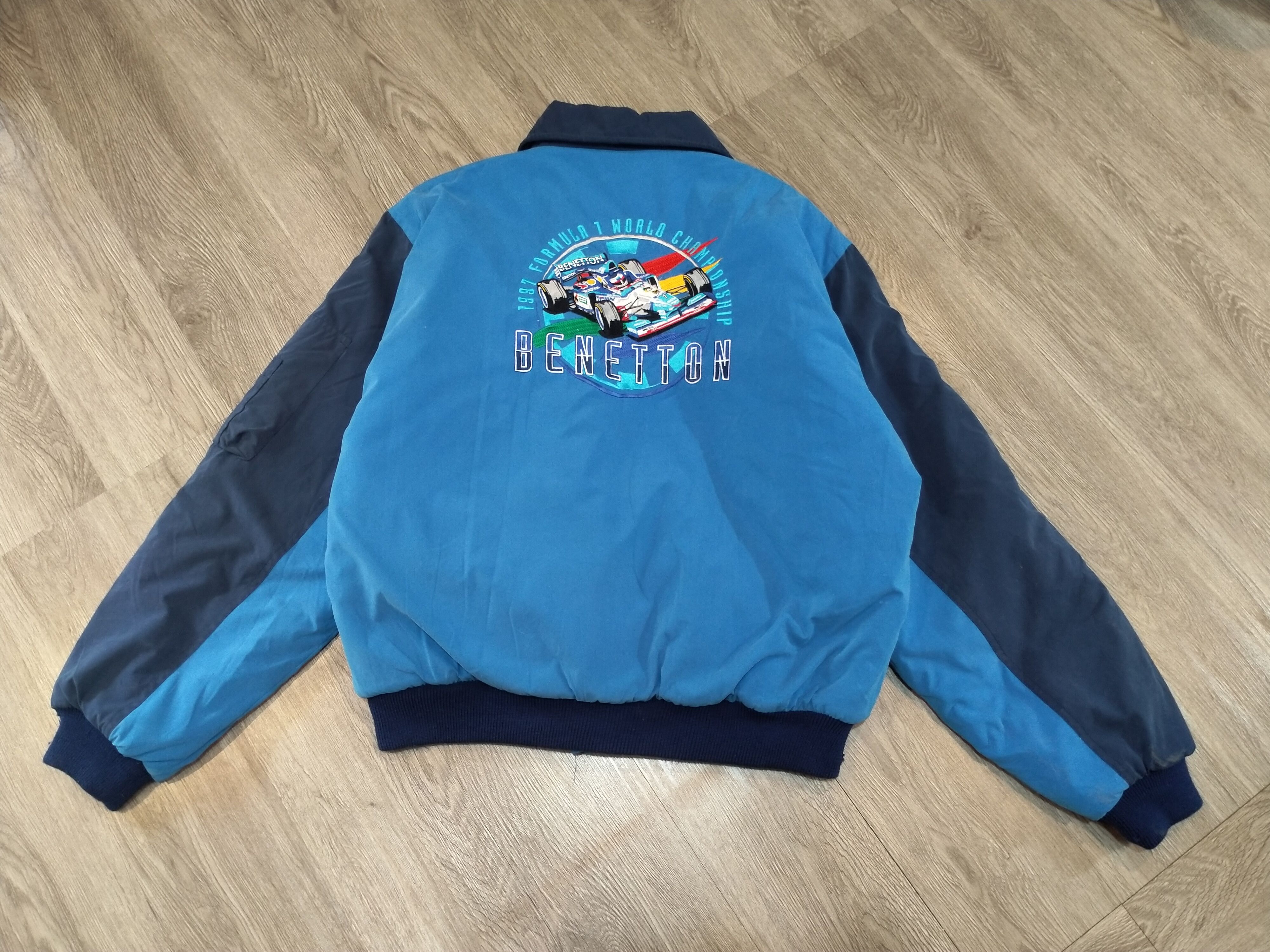 Benetton Vintage Benetton 1997 Formula 1 World Champion Size US L / EU 52-54 / 3 - 3 Thumbnail