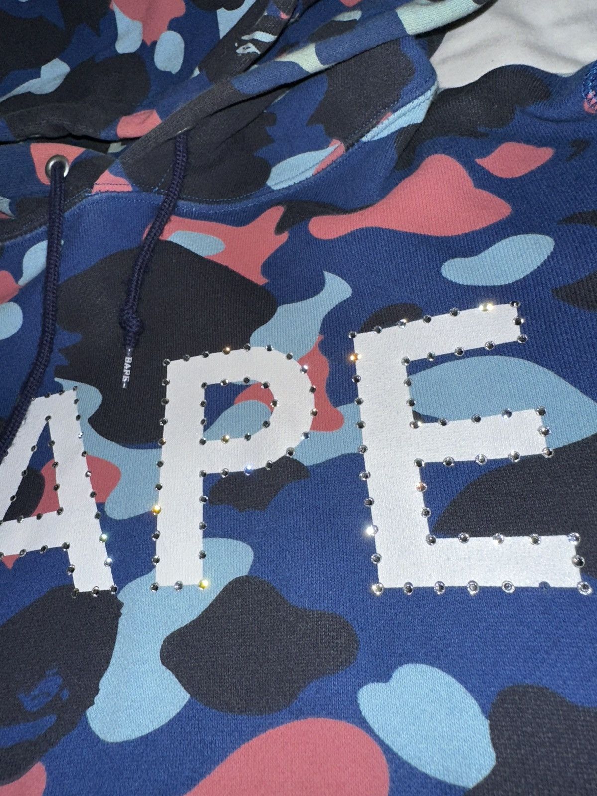 Bape × Swarovski Bape x Swarovski camo hoodie Size US M / EU 48-50 / 2 - 3 Thumbnail