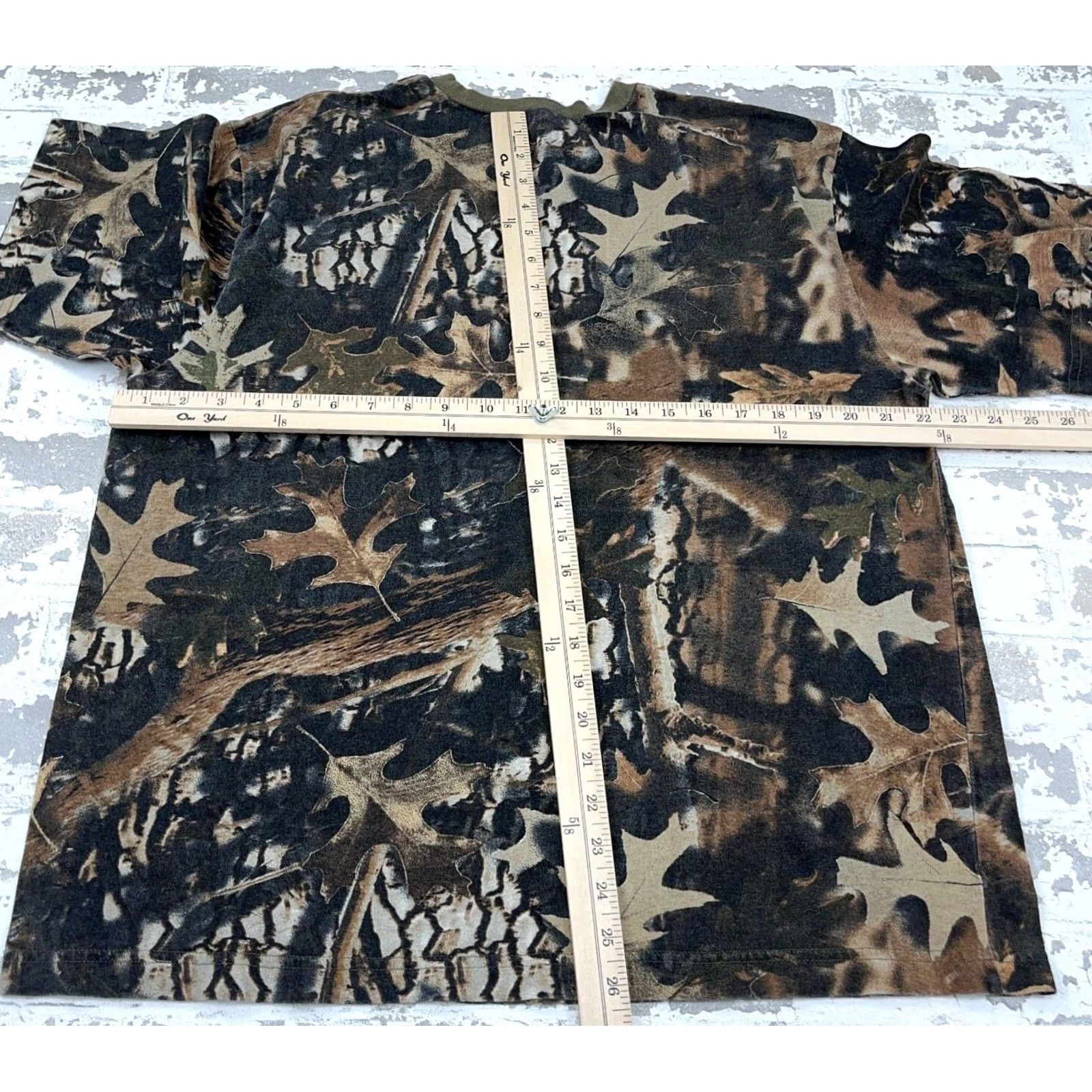Etro VINTAGE Camo Shirt Men XL Brown Tee Hunting Leafs Woods Retro Y2K Adult Size US XL / EU 56 / 4 - 6 Thumbnail