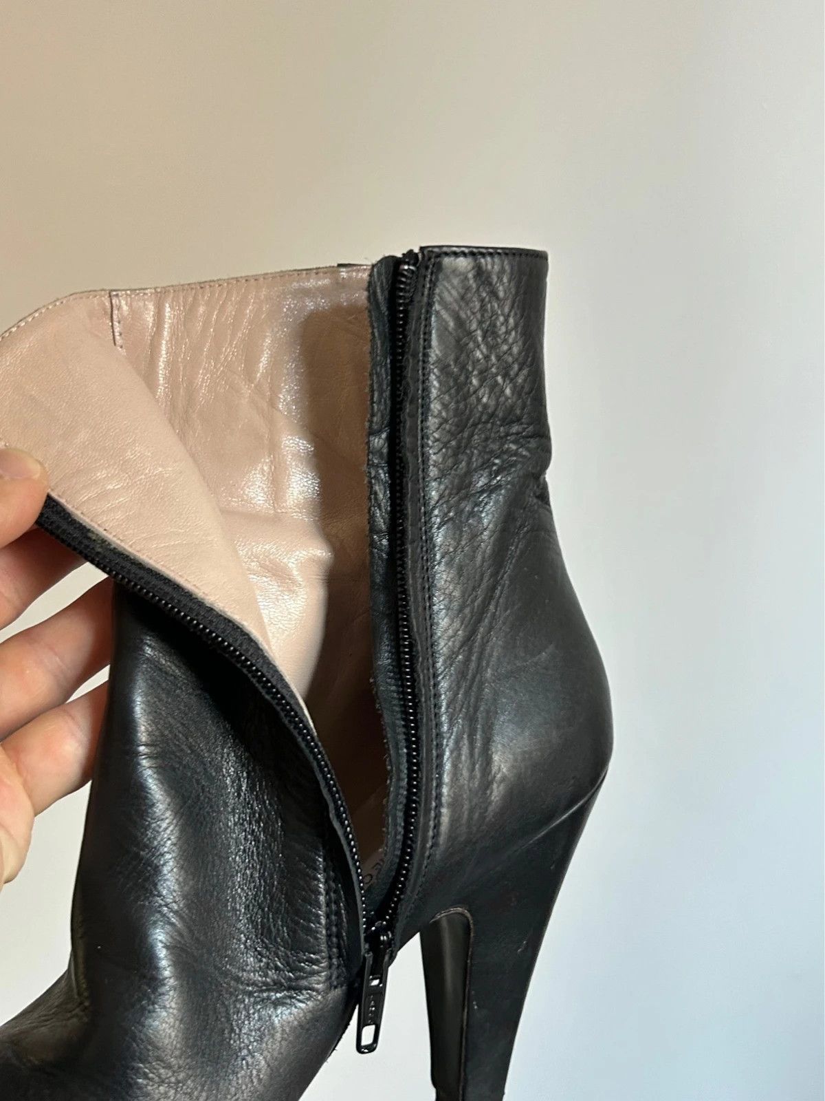 Other L’Autre Chose high-heeled leather ankle boots Size US 7 / IT 37 - 8 Thumbnail