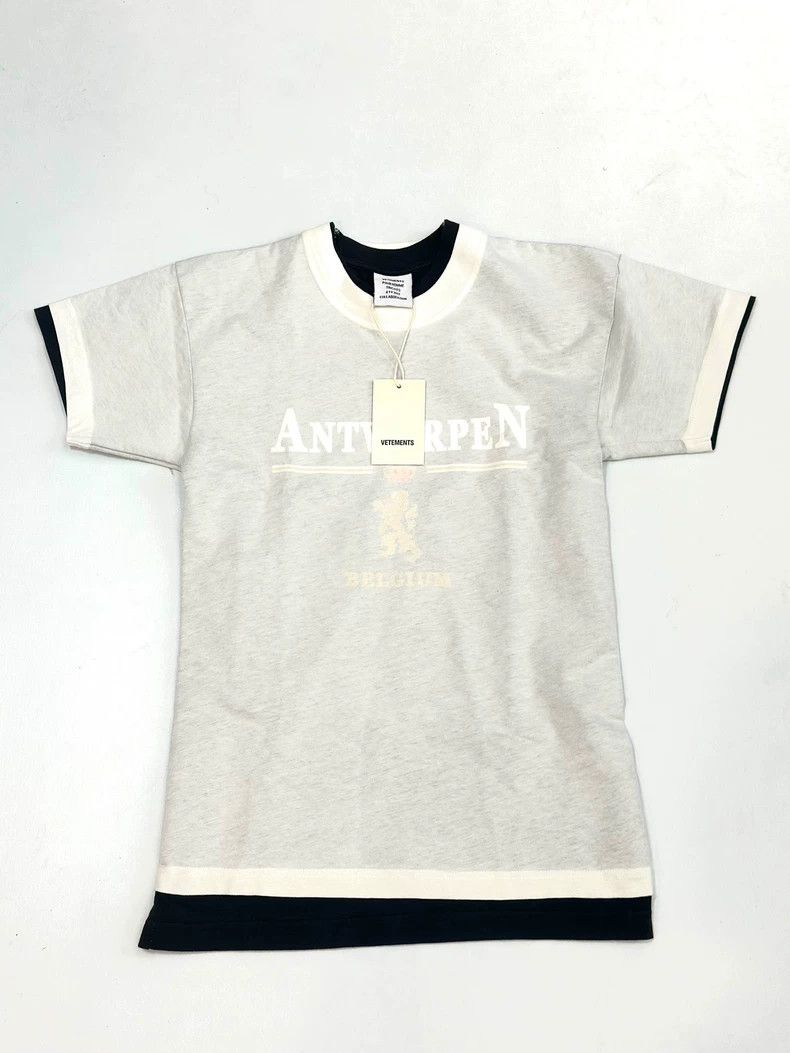 Vetements Vetements Fake two-piece short sleeve 2506-Nextarrow Size US XS / EU 42 / 0 - 1 Thumbnail