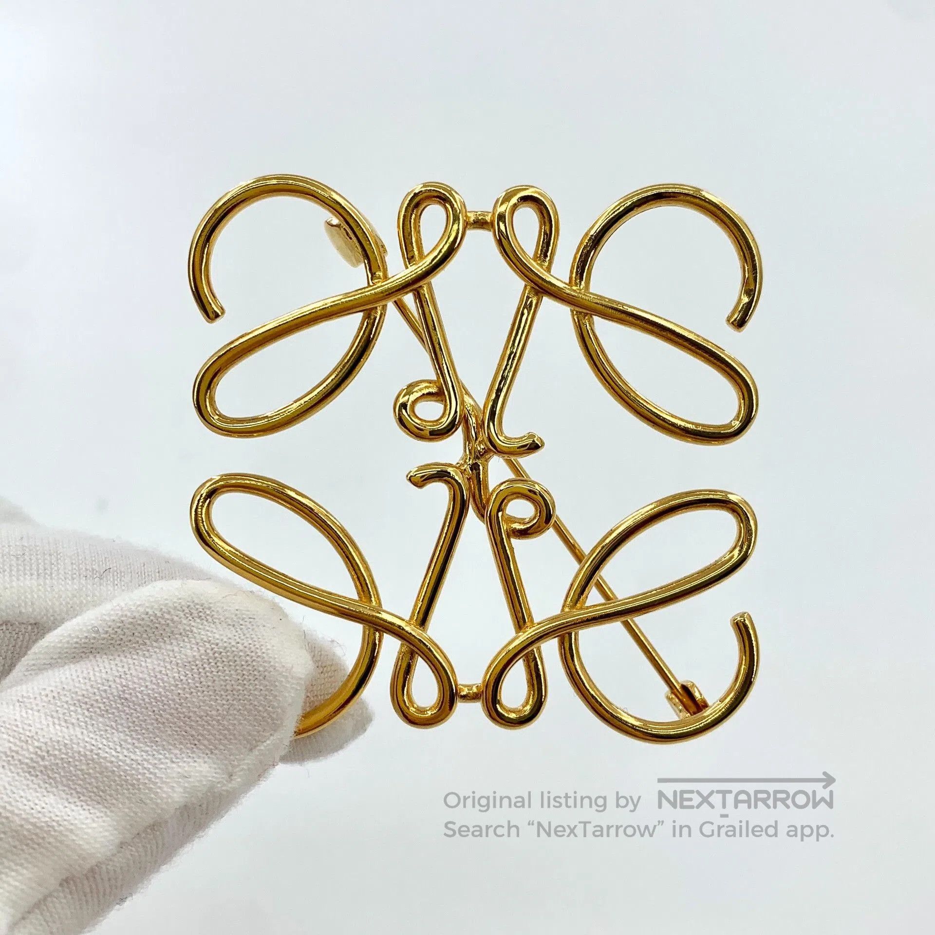Loewe Loewe Gold Logo Brooch. Size ONE SIZE - 3 Thumbnail