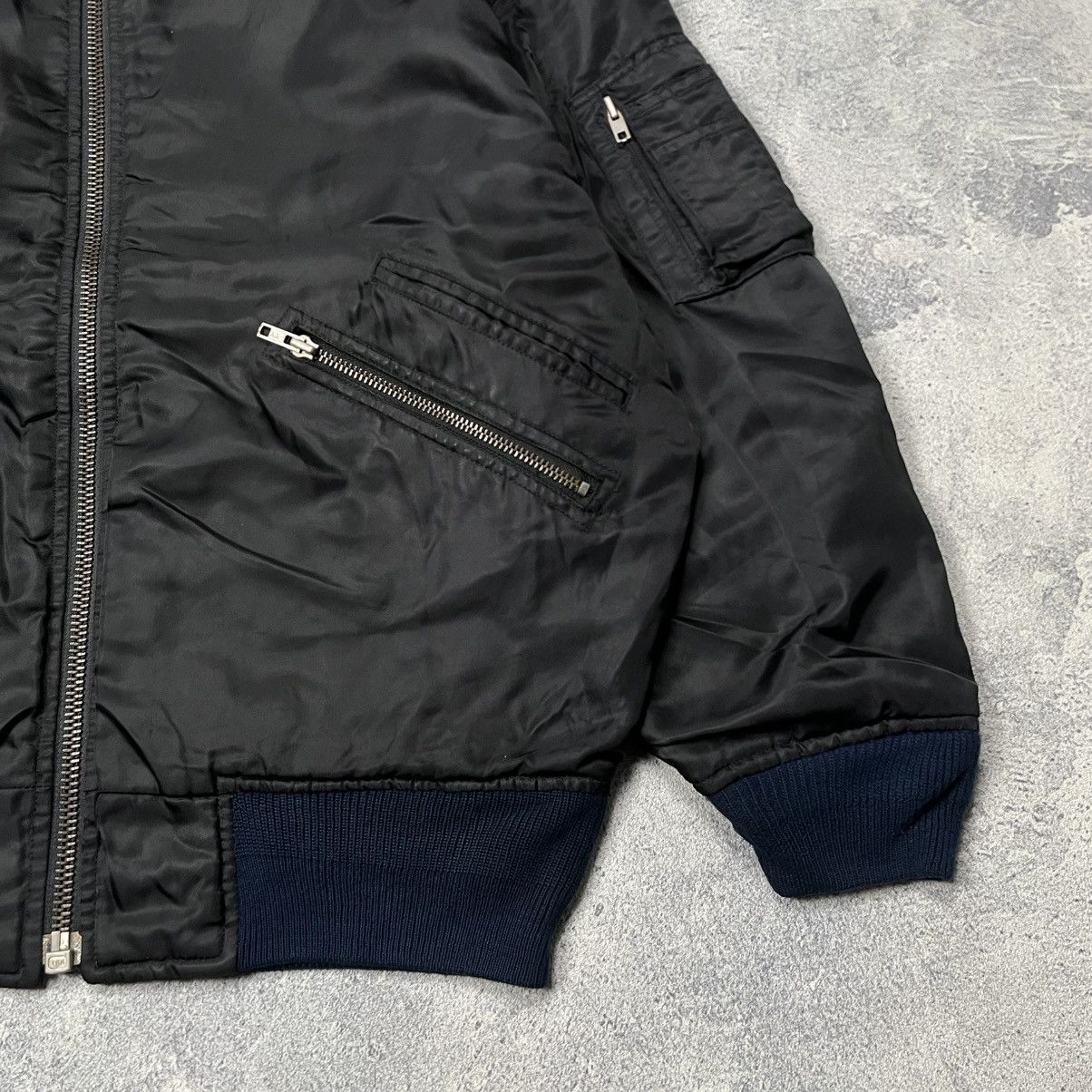 Japanese Brand 💸NEED GONE💸 Reversible Bomber Jacket BA-TSU Type MA1 Size US XL / EU 56 / 4 - 11 Thumbnail