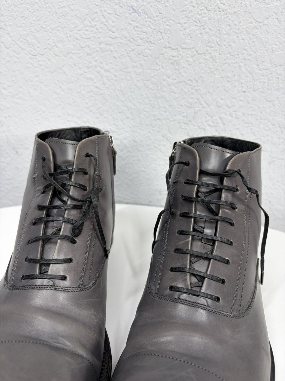Salvatore Ferragamo Salvatore Feragamo Classic Distressed Leather Black Boots Size US 9.5 / EU 42-43 - 10 Thumbnail