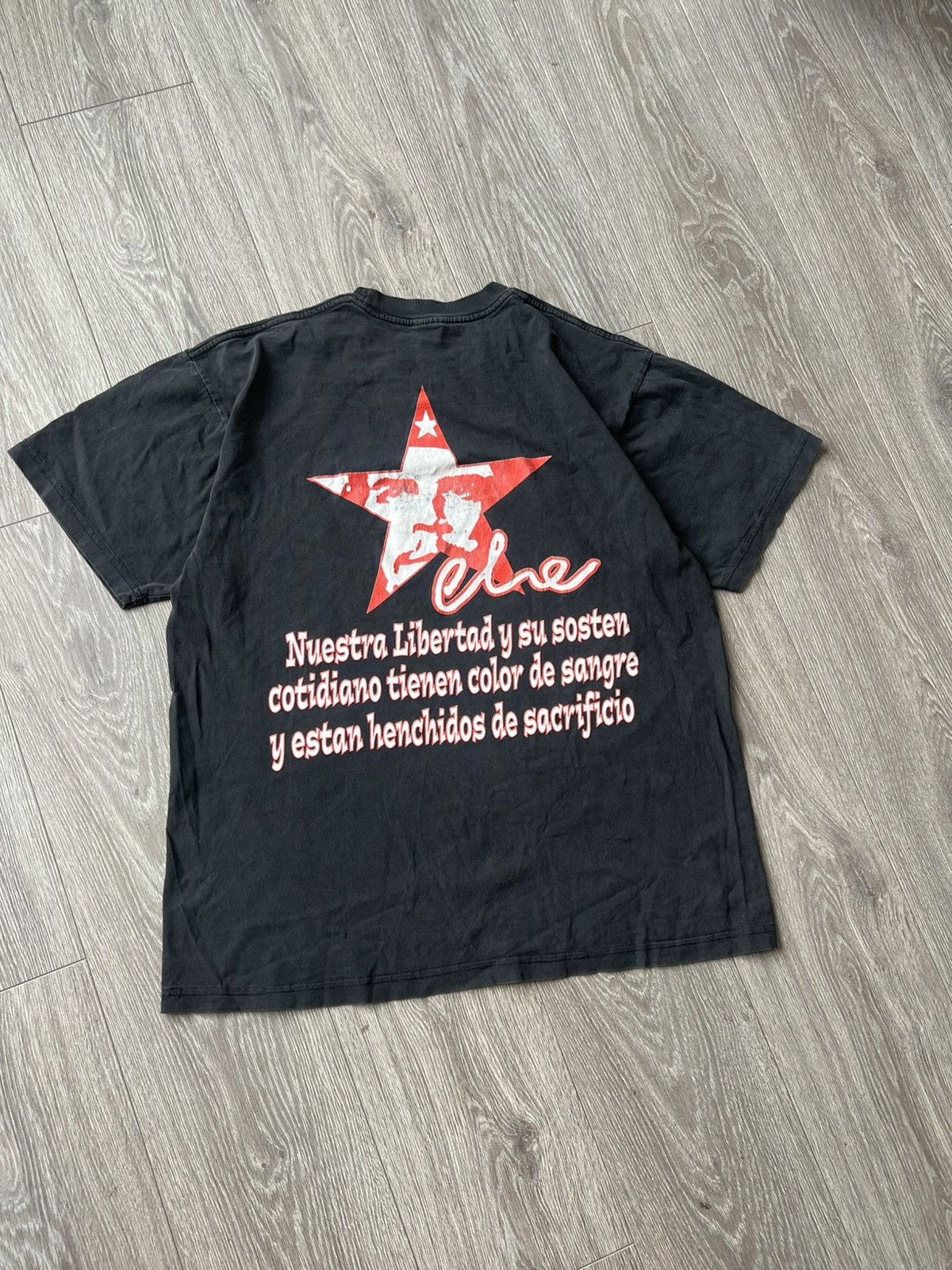 Band Tees Vintage Che Guevara T-shirt Y2K Size US XL / EU 56 / 4 - 12 Thumbnail