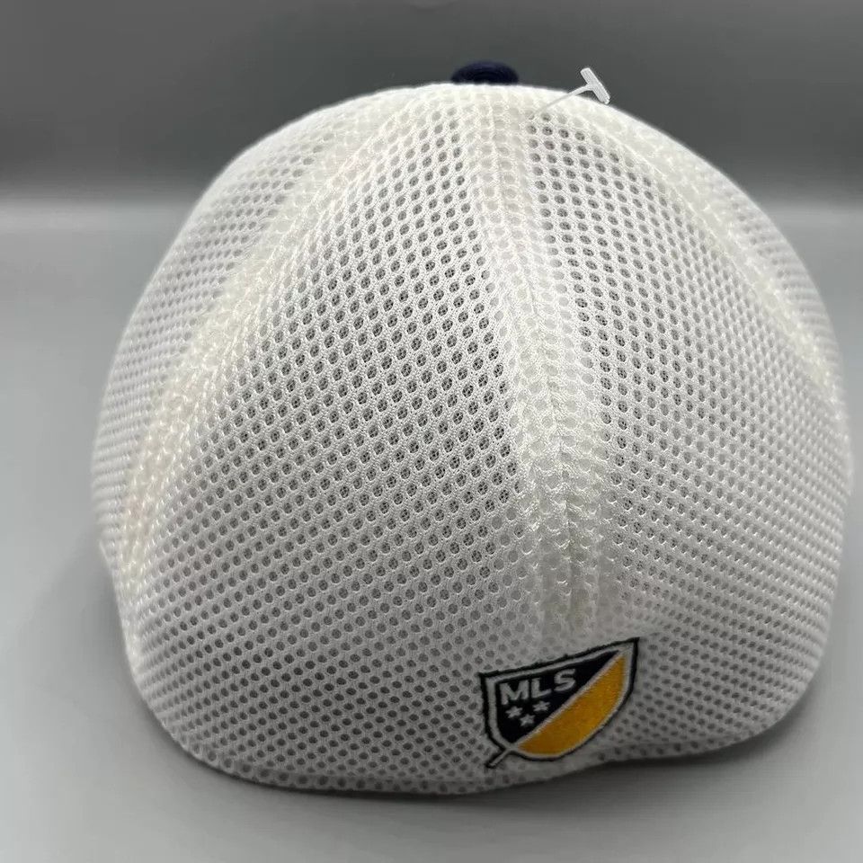 Other Los Angeles LA Galaxy Hat Men M-L Fanatics Stretch Fitted Size ONE SIZE - 6 Thumbnail
