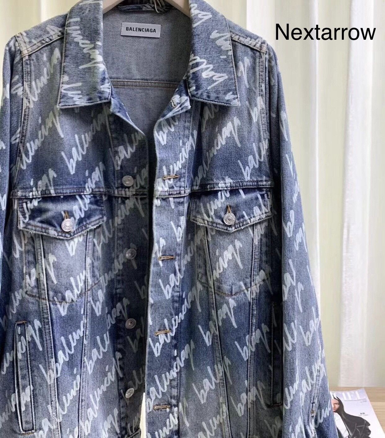 Balenciaga Balenciaga bullet screen full of logo lapel denim jacket Size US S / EU 44-46 / 1 - 2 Thumbnail