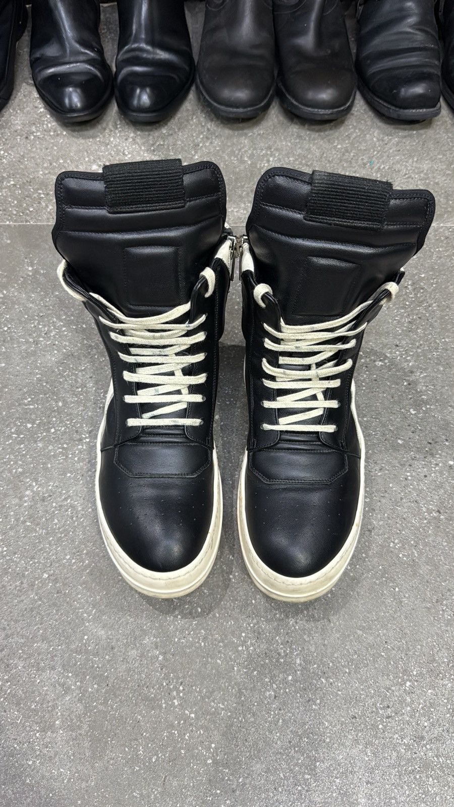 Rick Owens Rick Owens F/W 22’ Strobe Milk/Black Geobasket Size US 9 / EU 42 - 14 Thumbnail