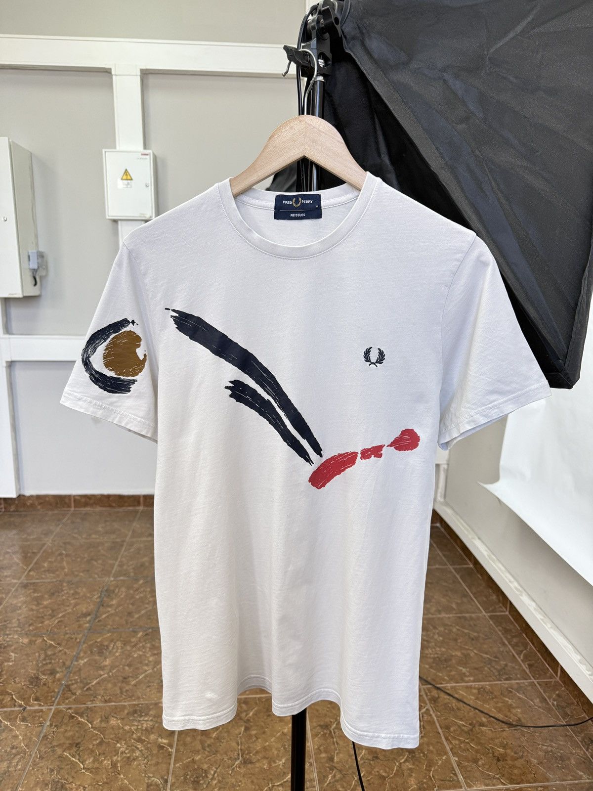Fred Perry × Vintage 🇺🇸 Vintage Y2K Fred Perry Art T-Shirt Retro Rare Hype Size US M / EU 48-50 / 2 - 1 Thumbnail