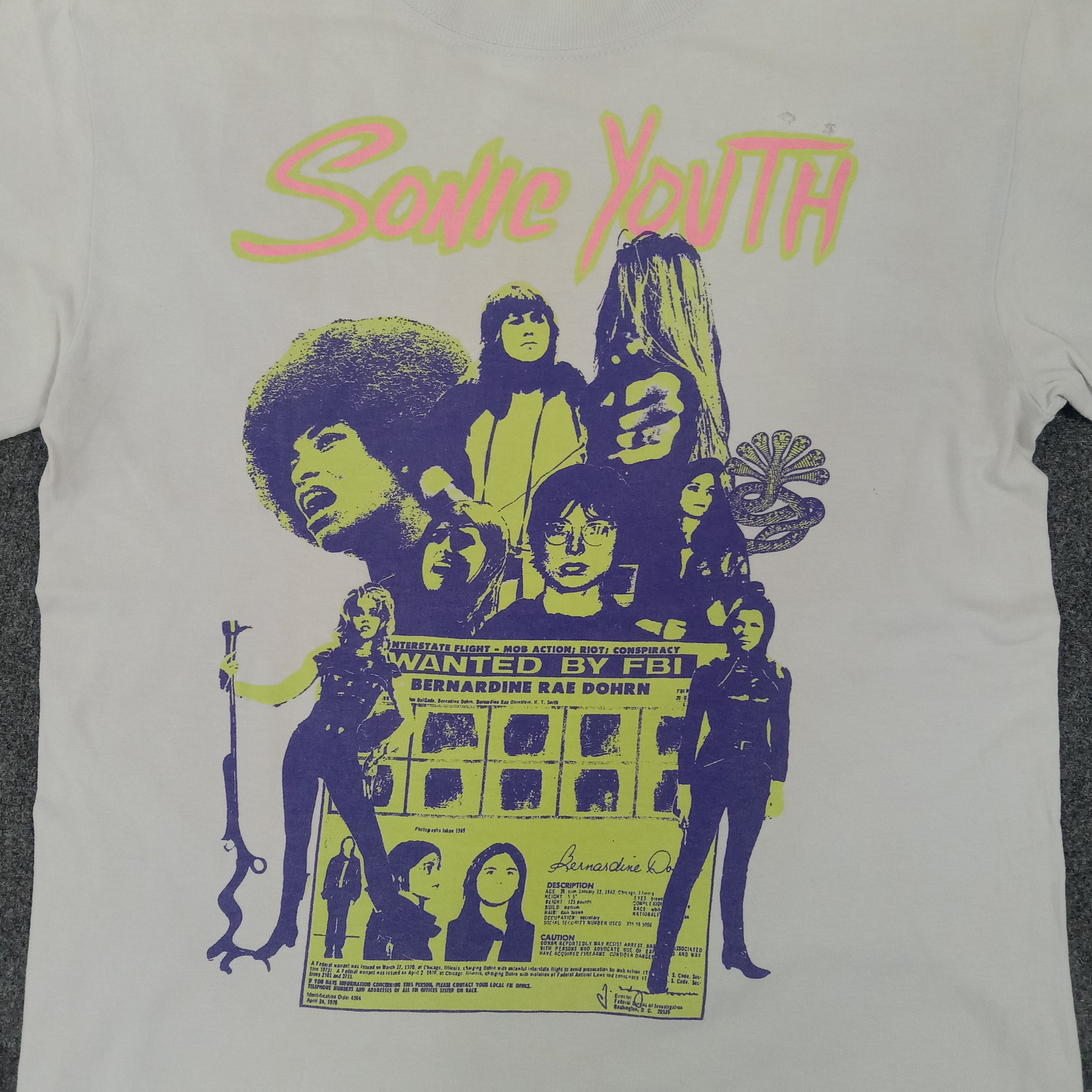 Band Tees × Vintage 90's Sonic Youth American Rock Band Tshirt Size US S / EU 44-46 / 1 - 2 Thumbnail