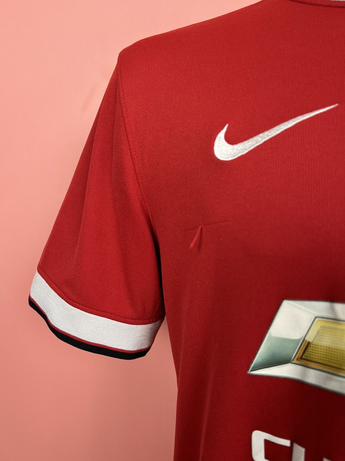 Nike Nike Manchester United soccer jersey football shirt Size US M / EU 48-50 / 2 - 2 Thumbnail