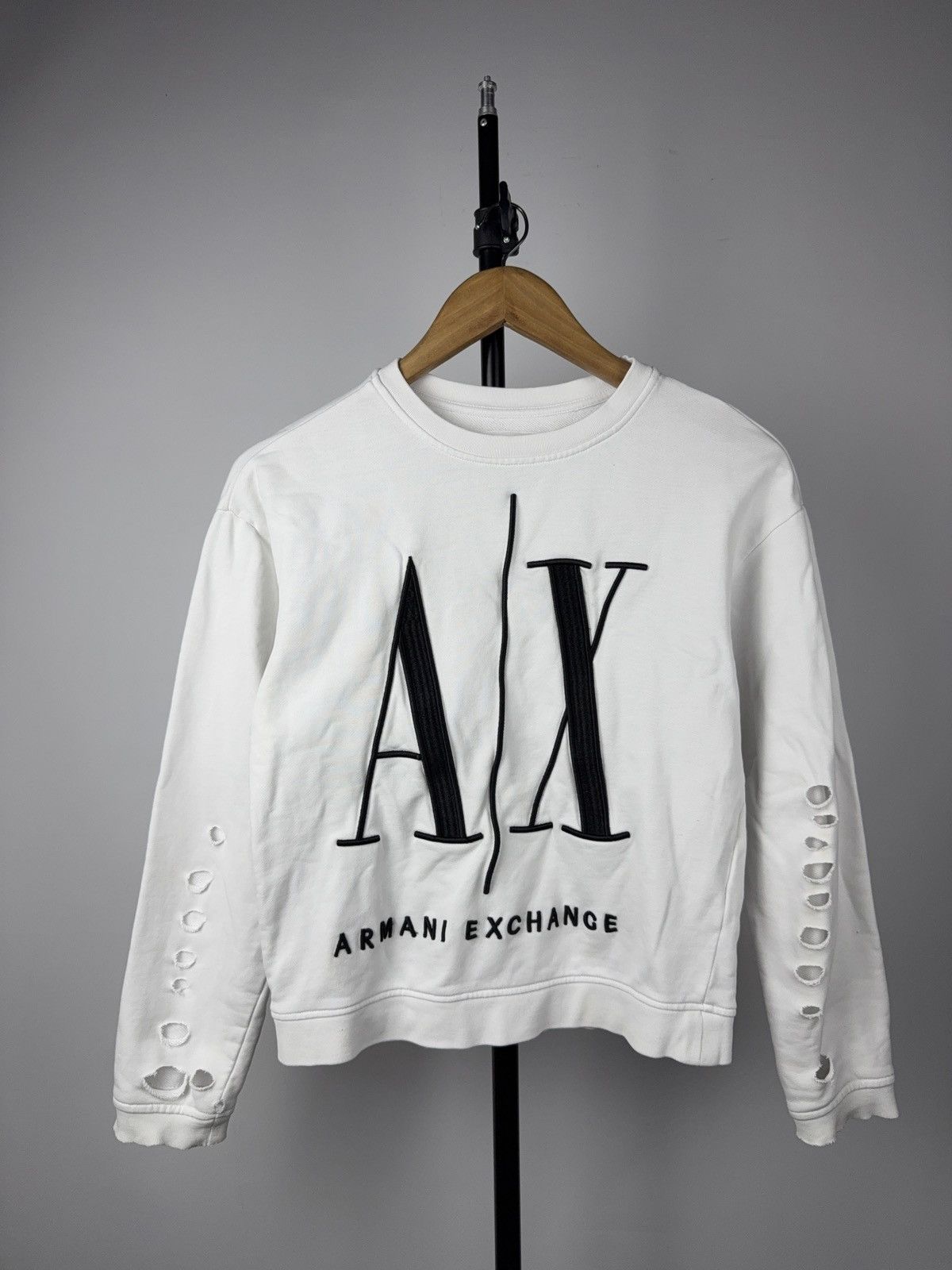 Armani Exchange Armani Exchange ICON Logo Distressed Sleeve Sweatshirt XS Size XS / US 0-2 / IT 36-38 - 1 Thumbnail