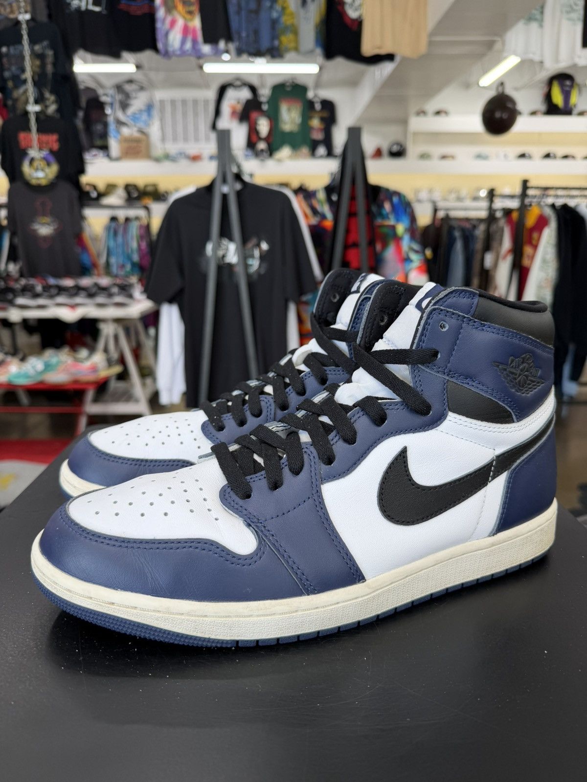 Jordan Brand Air Jordan 1 Midnight Navy Size 12 (2024) Size US 12 / EU 45 - 1 Thumbnail
