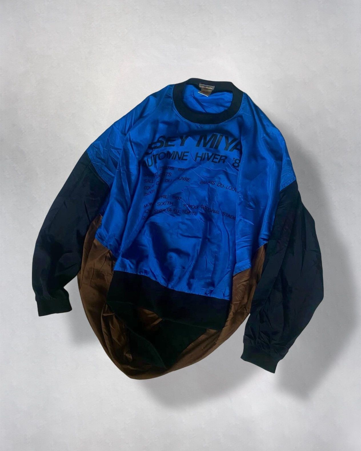 Issey Miyake A/W87 Issey Miyake Nylon Circle Pattern Staff Crewneck Size US M / EU 48-50 / 2 - 3 Thumbnail