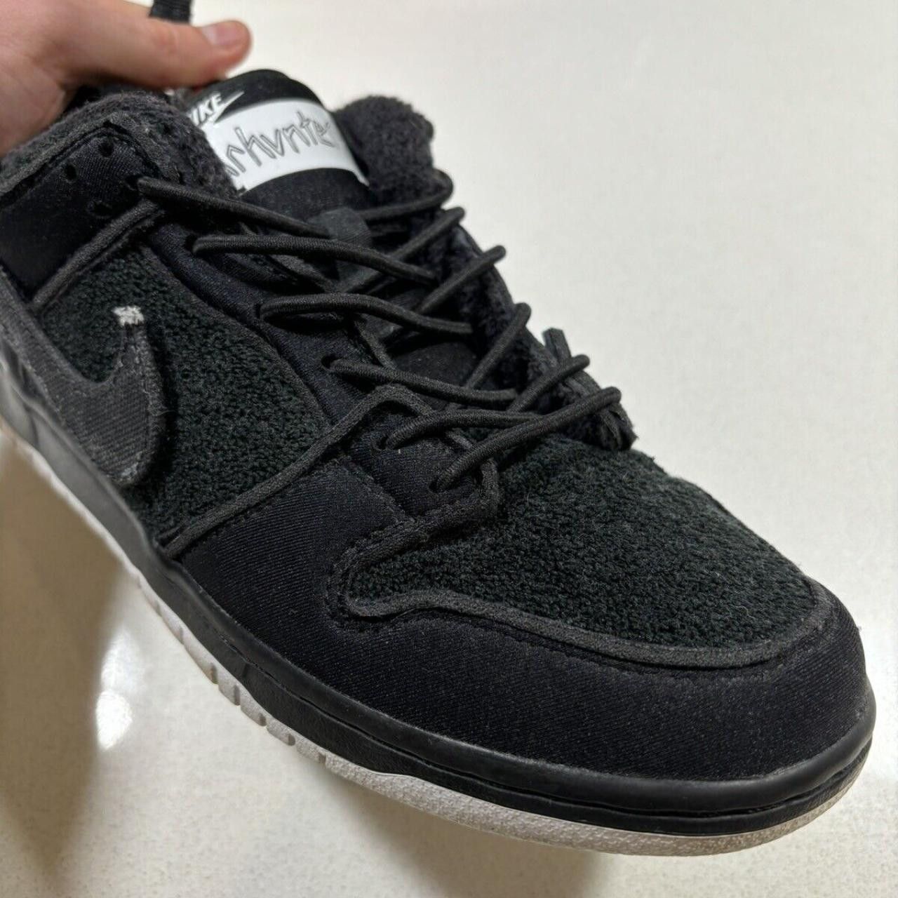 Nike SB Nike SB Dunk Low Pro x Gnarhunters Size US 8.5 / EU 41-42 - 3 Thumbnail